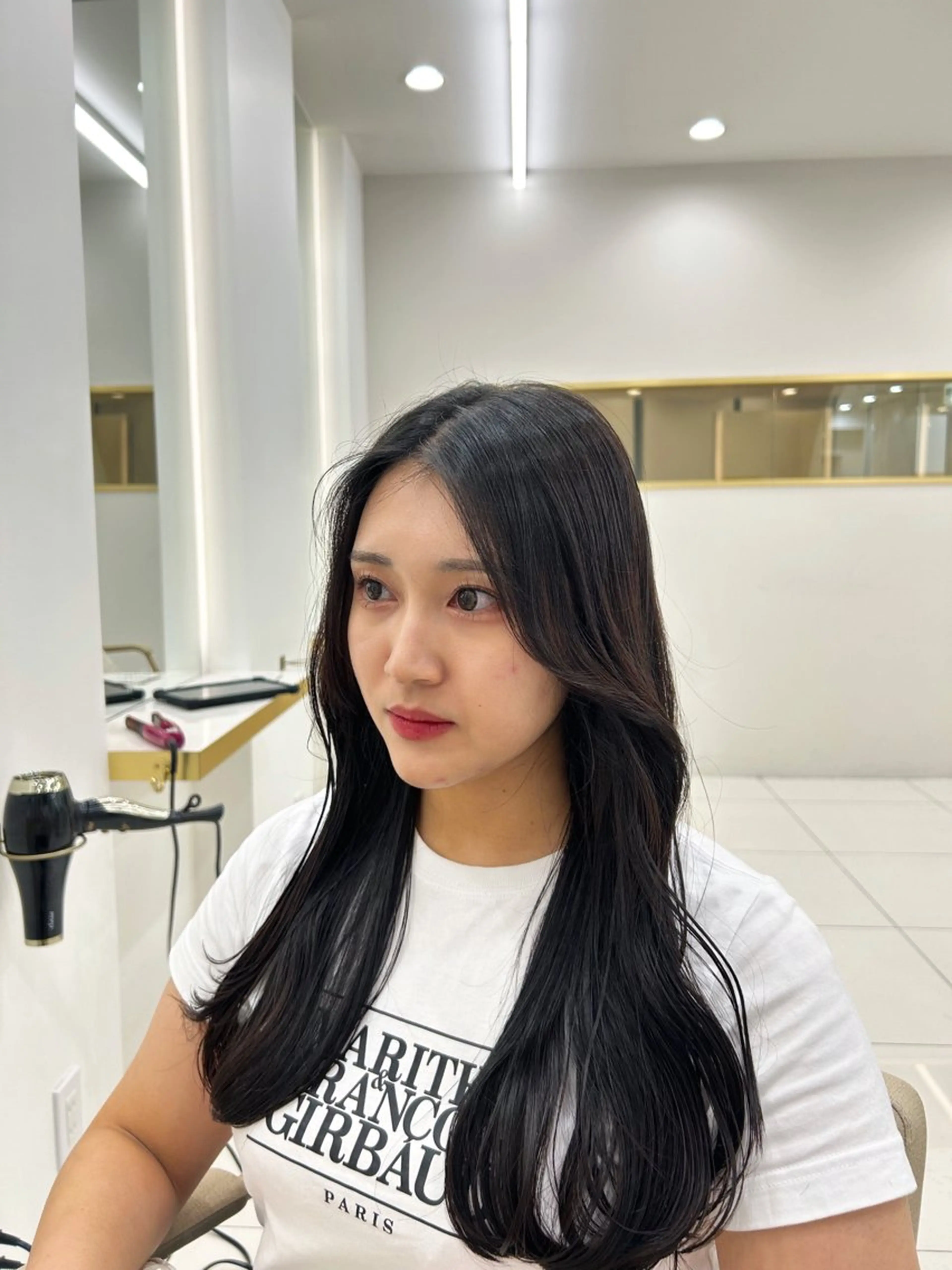 ロング 韓国顔まわり/前髪 /レイヤー/いつきのヘアスタイル