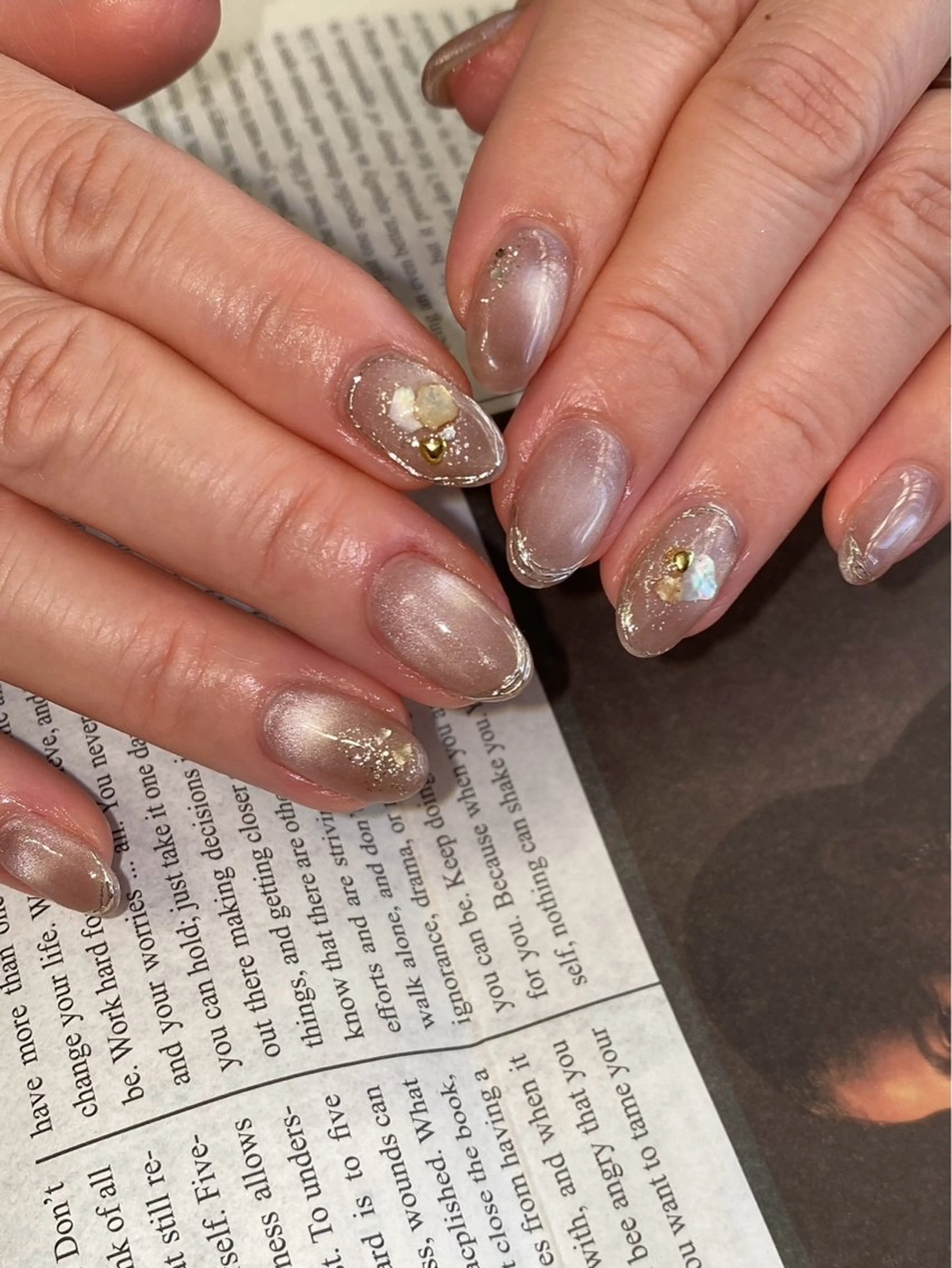 ネイル フレンチネイル マグネットネイル ミラーネイル ハンドネイル ハンドケア nail salon maniのネイルデザイン