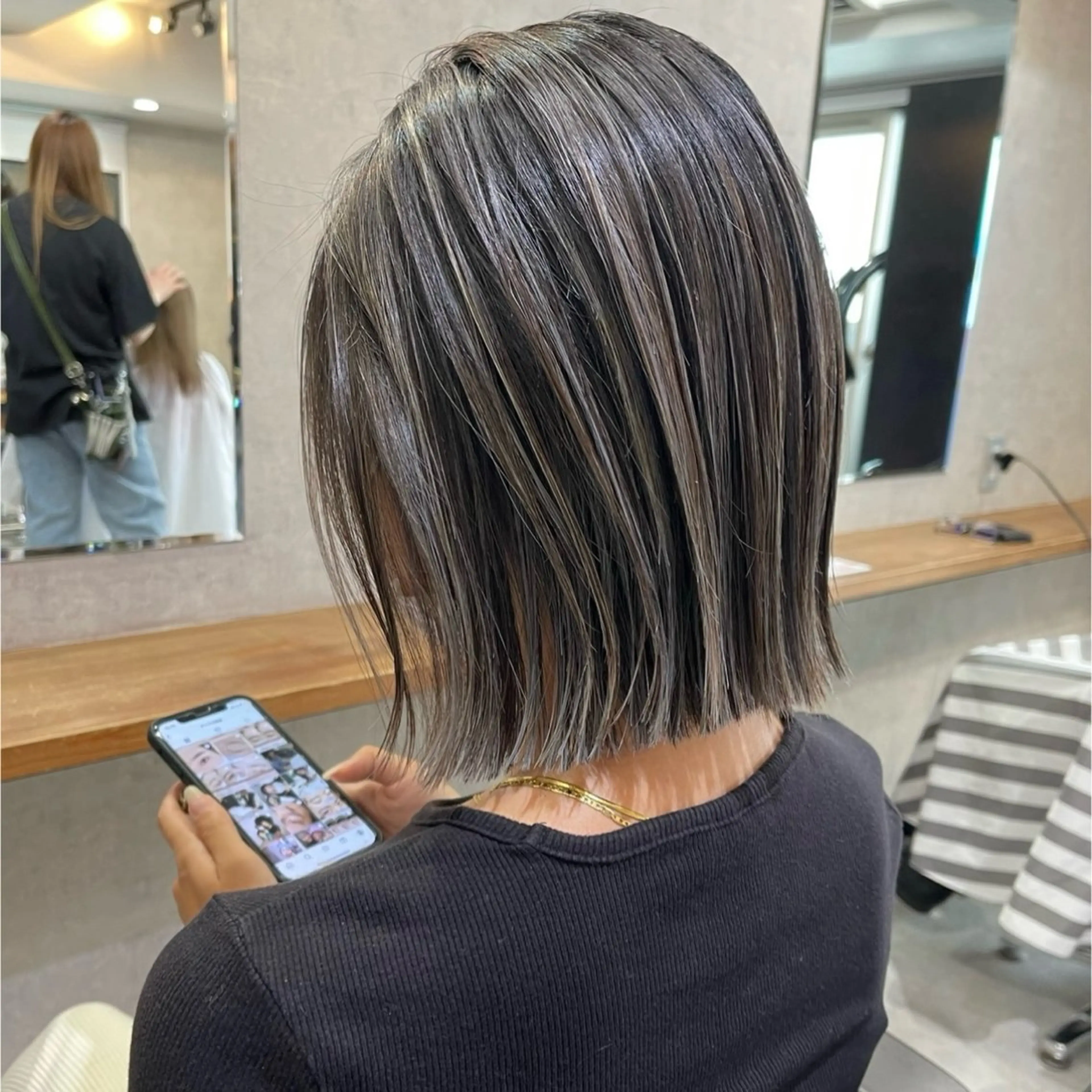 ショート カラー ハイライトカラー ボブ ハイライト カット ヘアカラー 松井那津子 /ハイライトブリーチのヘアスタイル