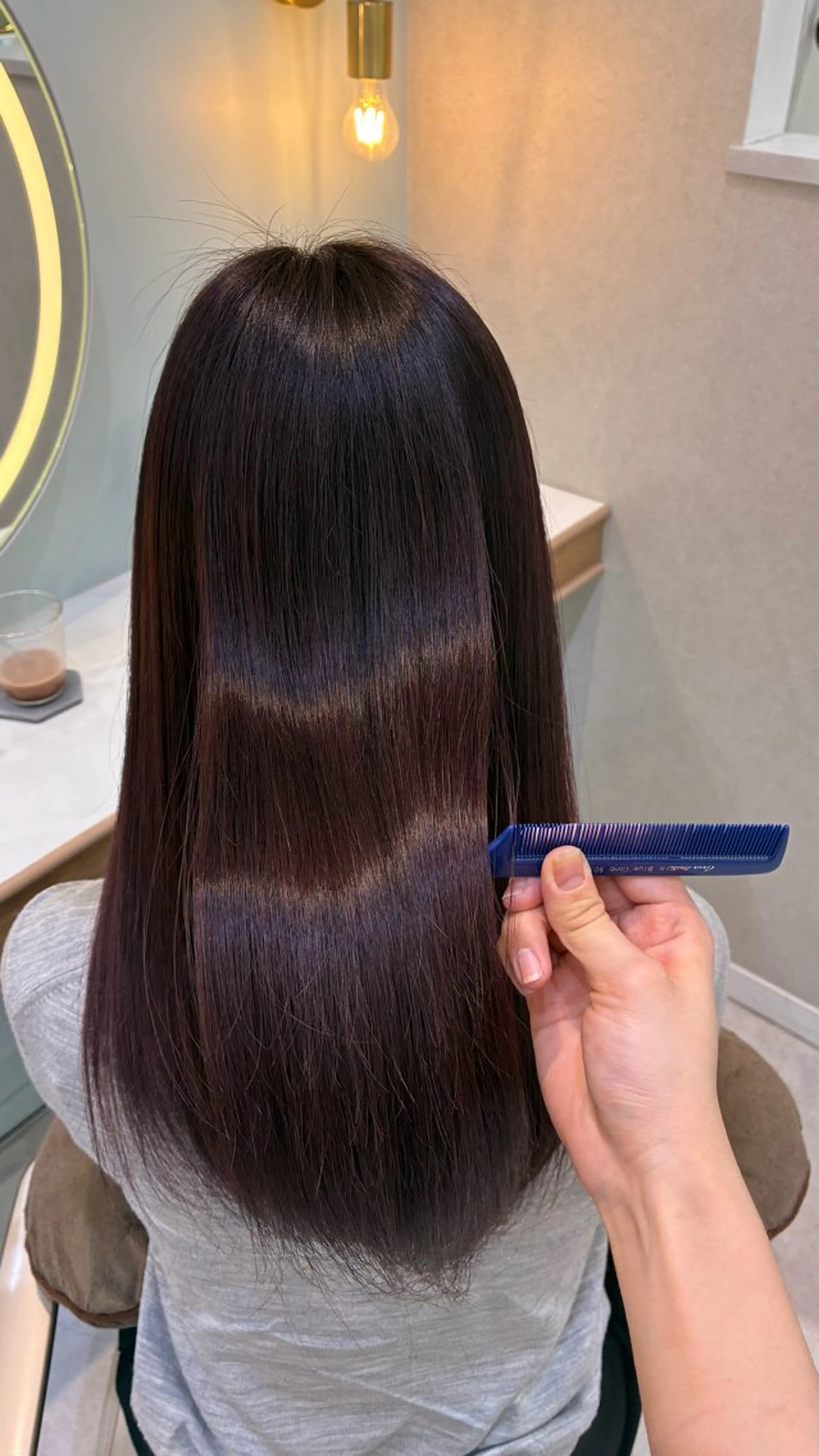 ロング カラー ヘアカラー トリートメント ハイトーン/韓国ヘア sena🩵のヘアスタイル