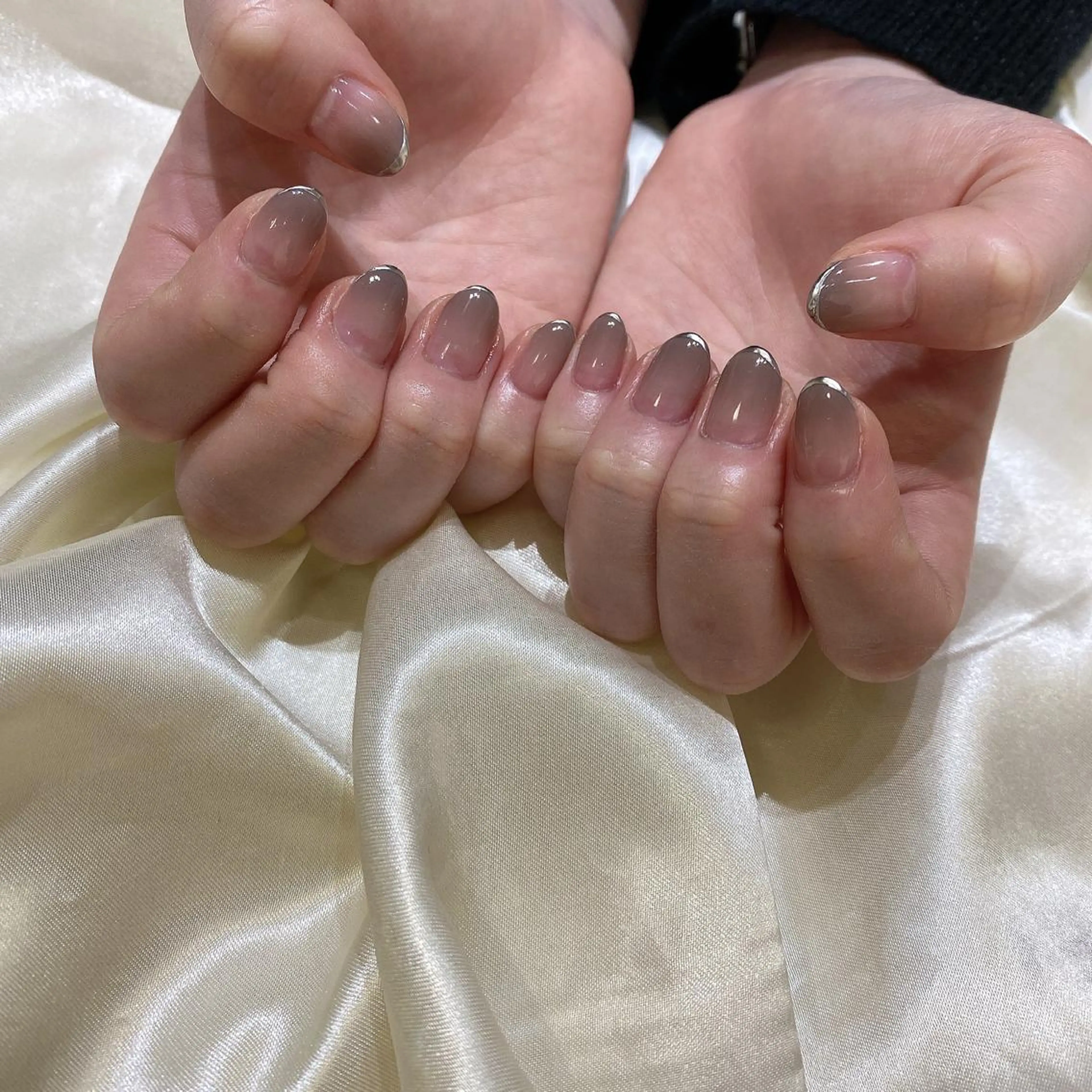 ネイル ラメ(グリッター) ハンドネイル 西岡 杏のネイルデザイン