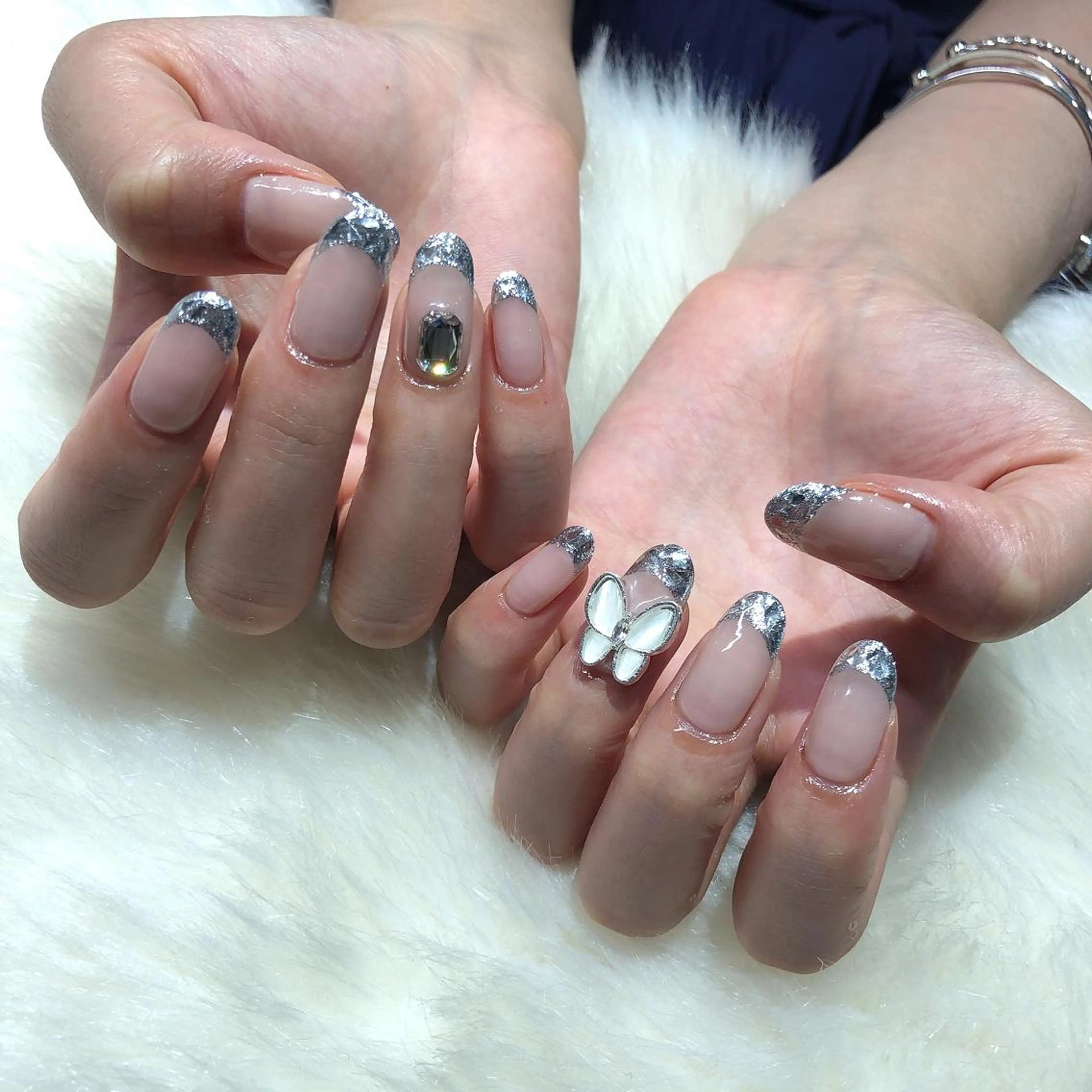 ネイル ハンドネイル フットネイル ハンドケア Nes.Nail所属・Miyagi Asamiのネイルデザイン