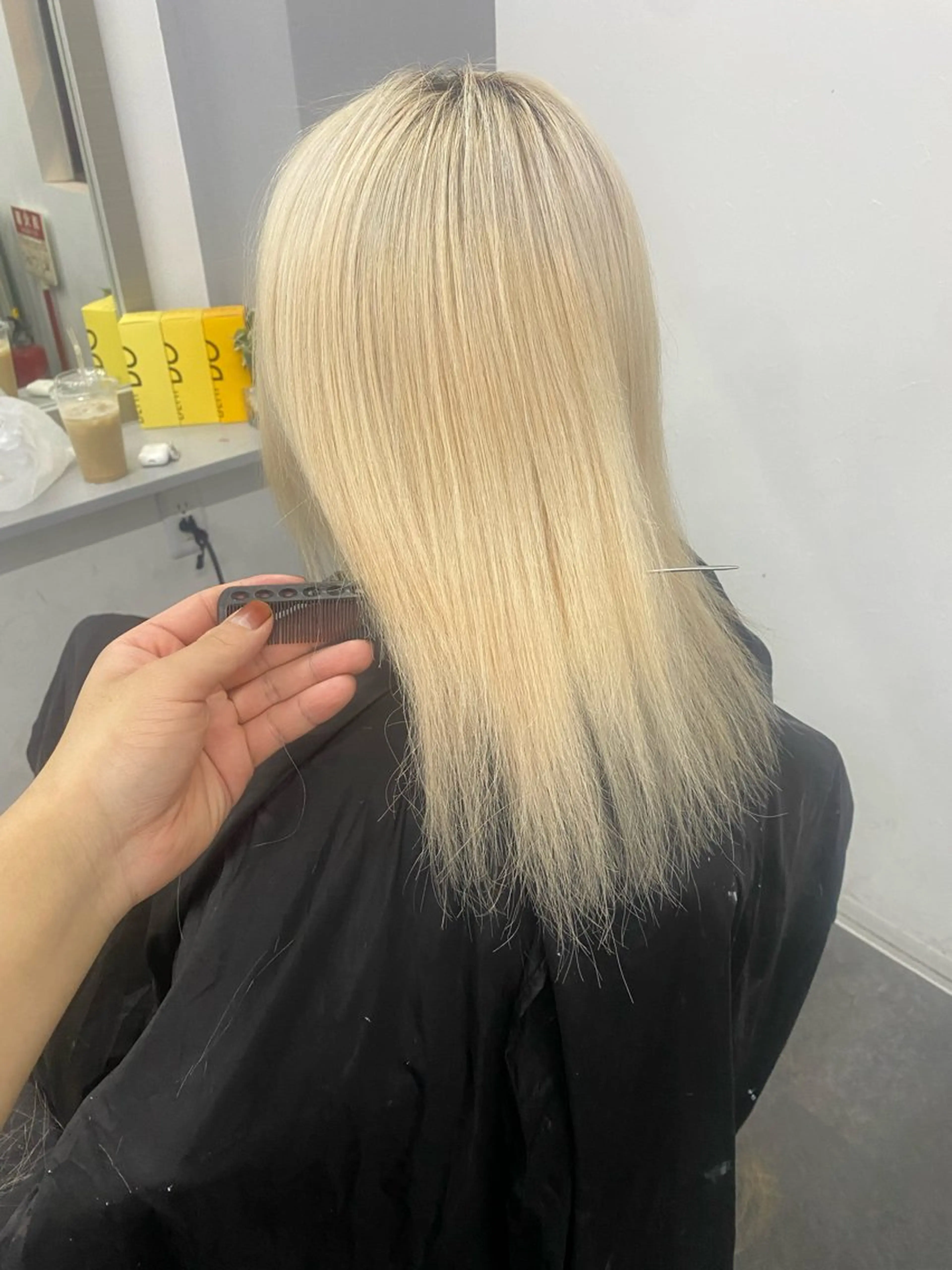 カラー ヘアカラー ヘアセット Seleneコウキ ブリーチ/ハイトーンのヘアスタイル