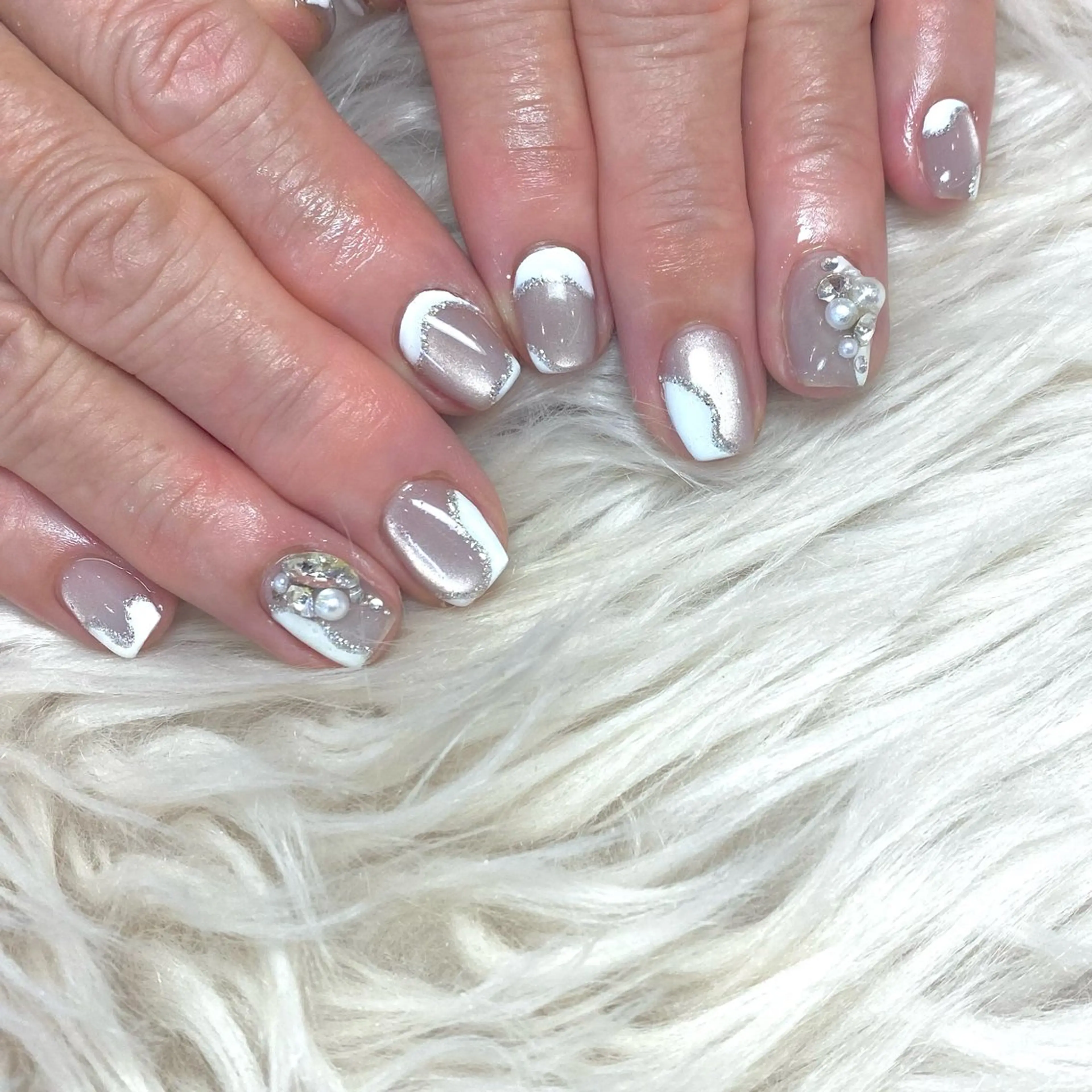 ネイル アートネイル ジェルネイル キラキラネイル マグネットネイル 持ち込み Nailsalon Merci所属・Merci momoのネイルデザイン