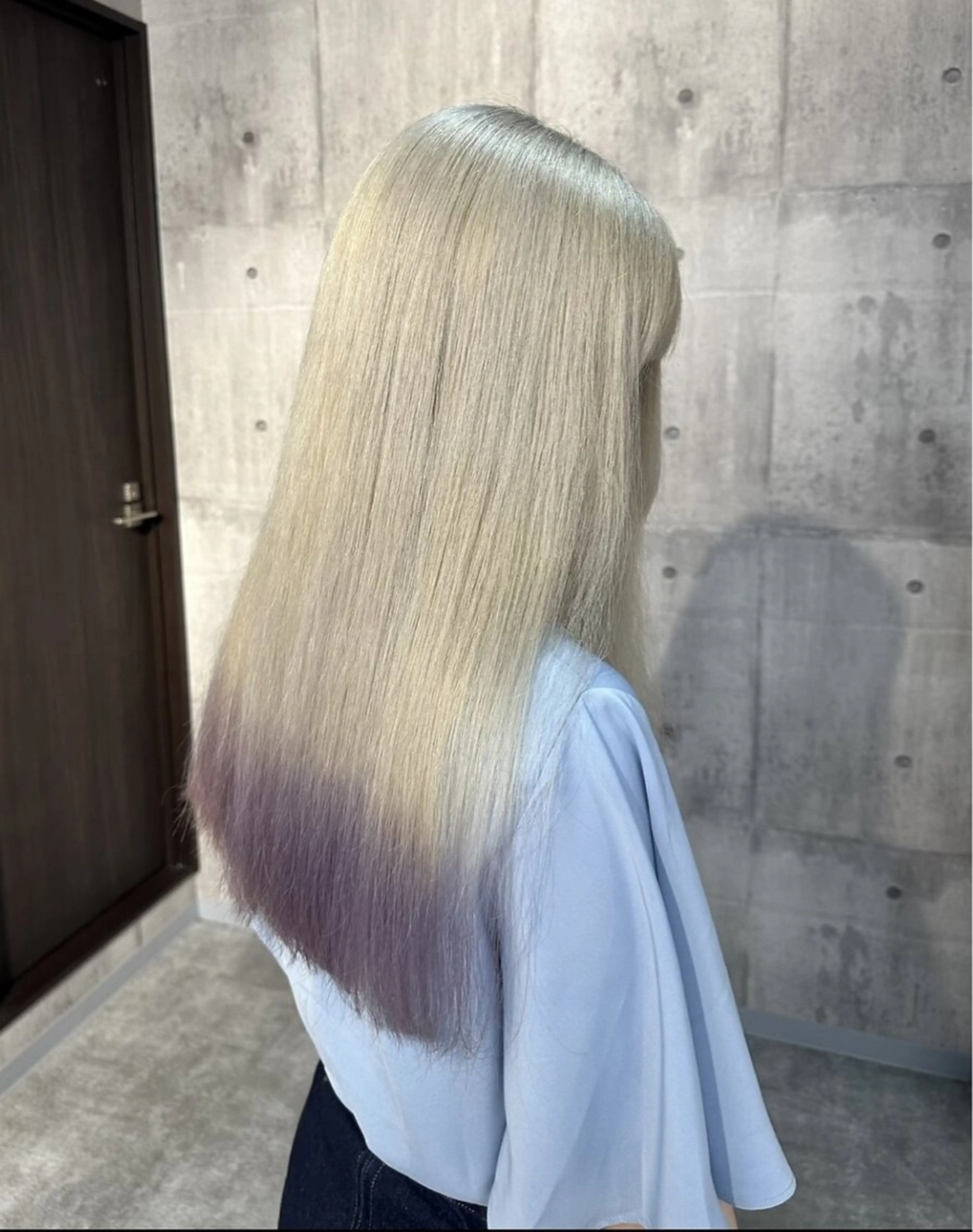 ミディアム ヘアカラー Maison所属・Maison ハイトーン髪質改善のヘアスタイル