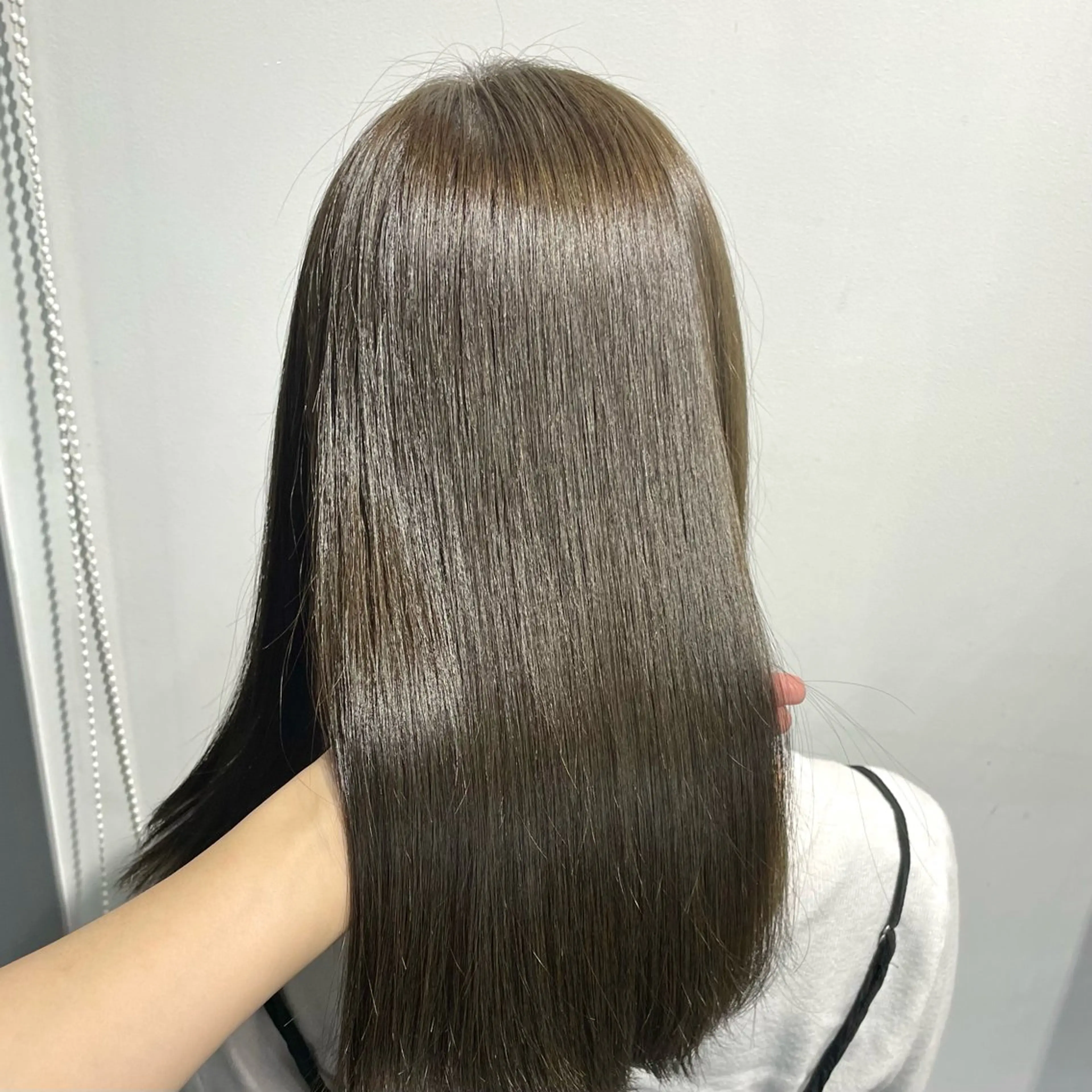 セミロング カット ヘアカラー トリートメント R i k o🫧 艶髪のヘアスタイル