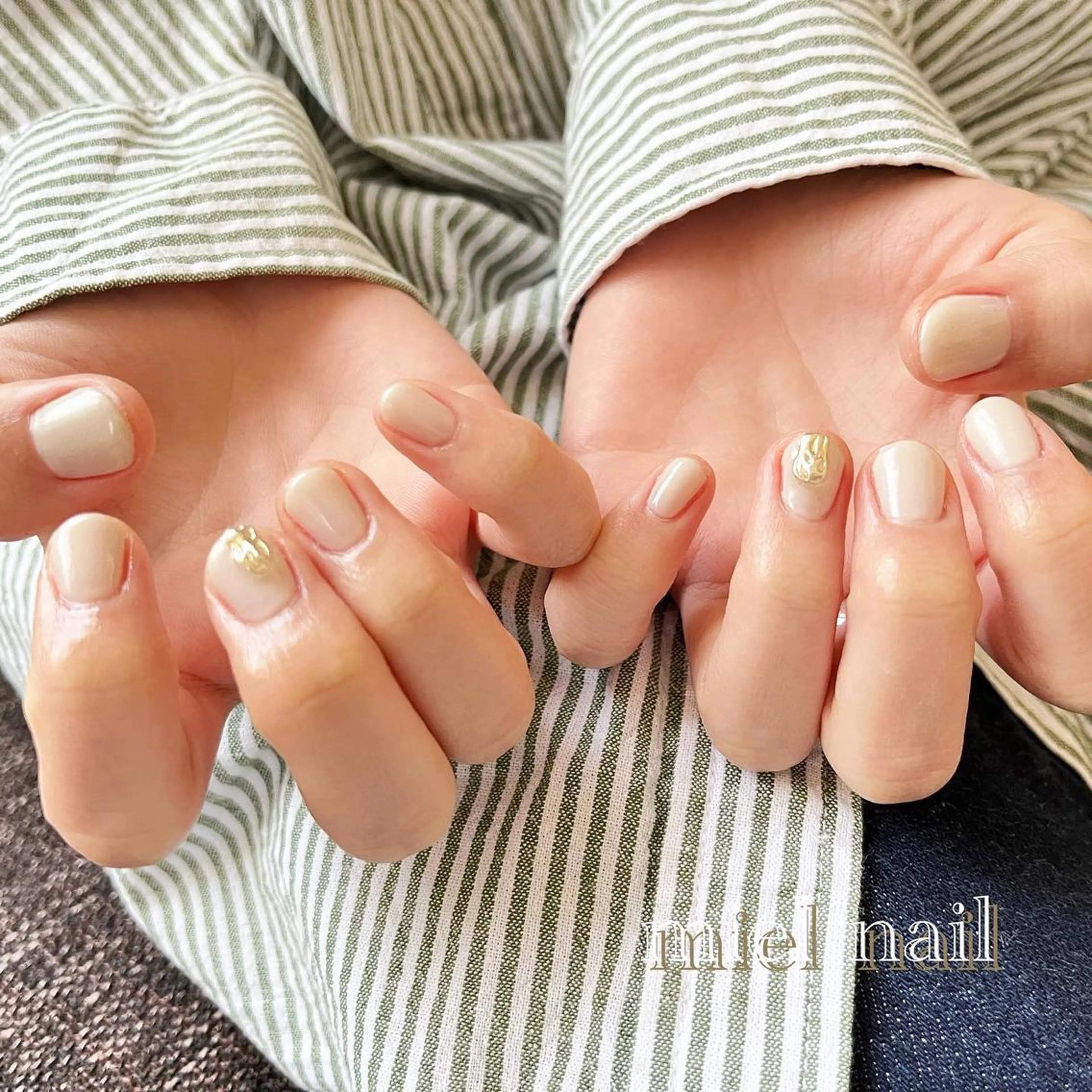 ネイル ミラーネイル シンプルネイル 春ネイル miel nailのネイルデザイン