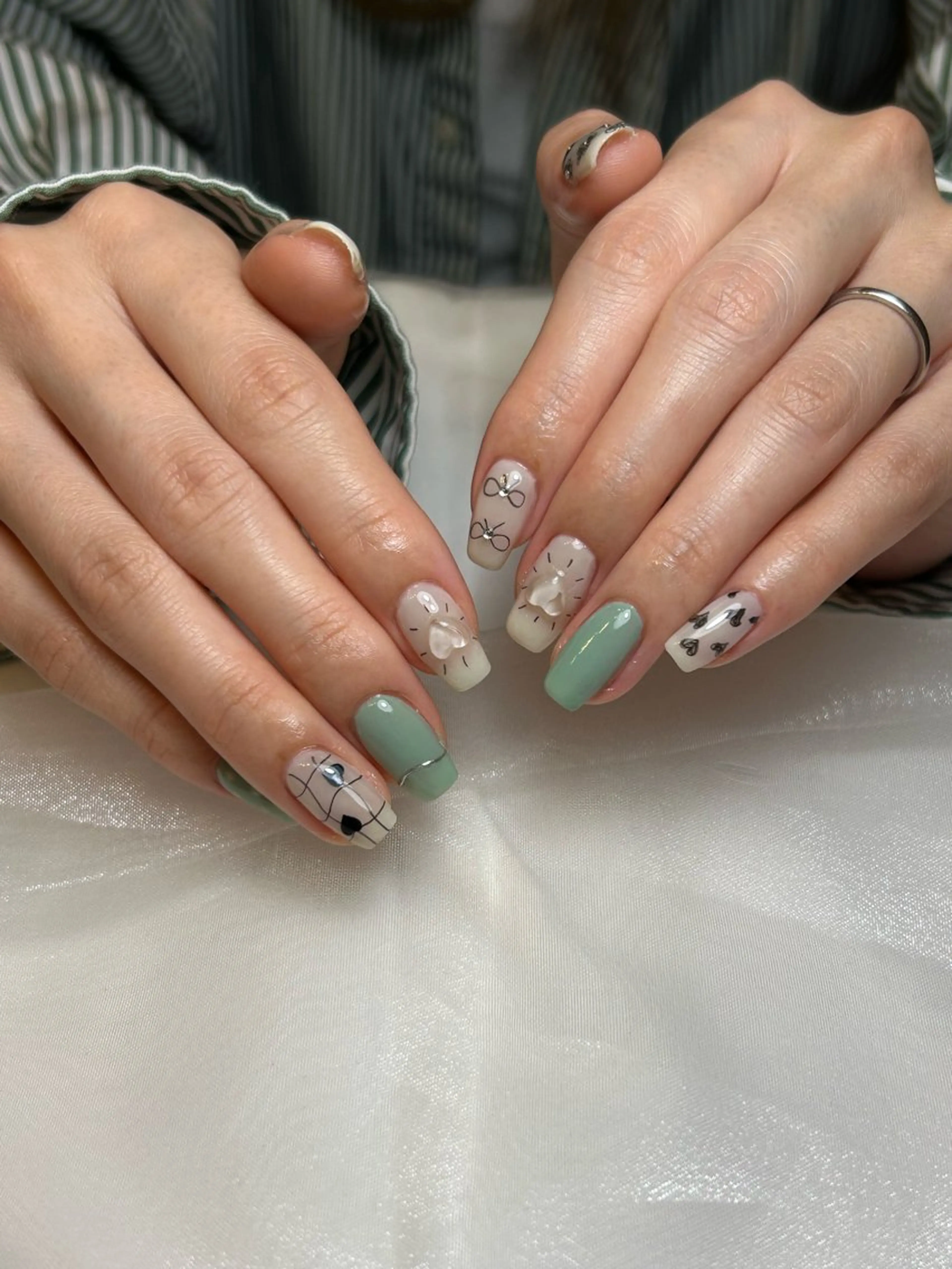 ネイル ハンドネイル nico +所属・nico + 鷲野のネイルデザイン