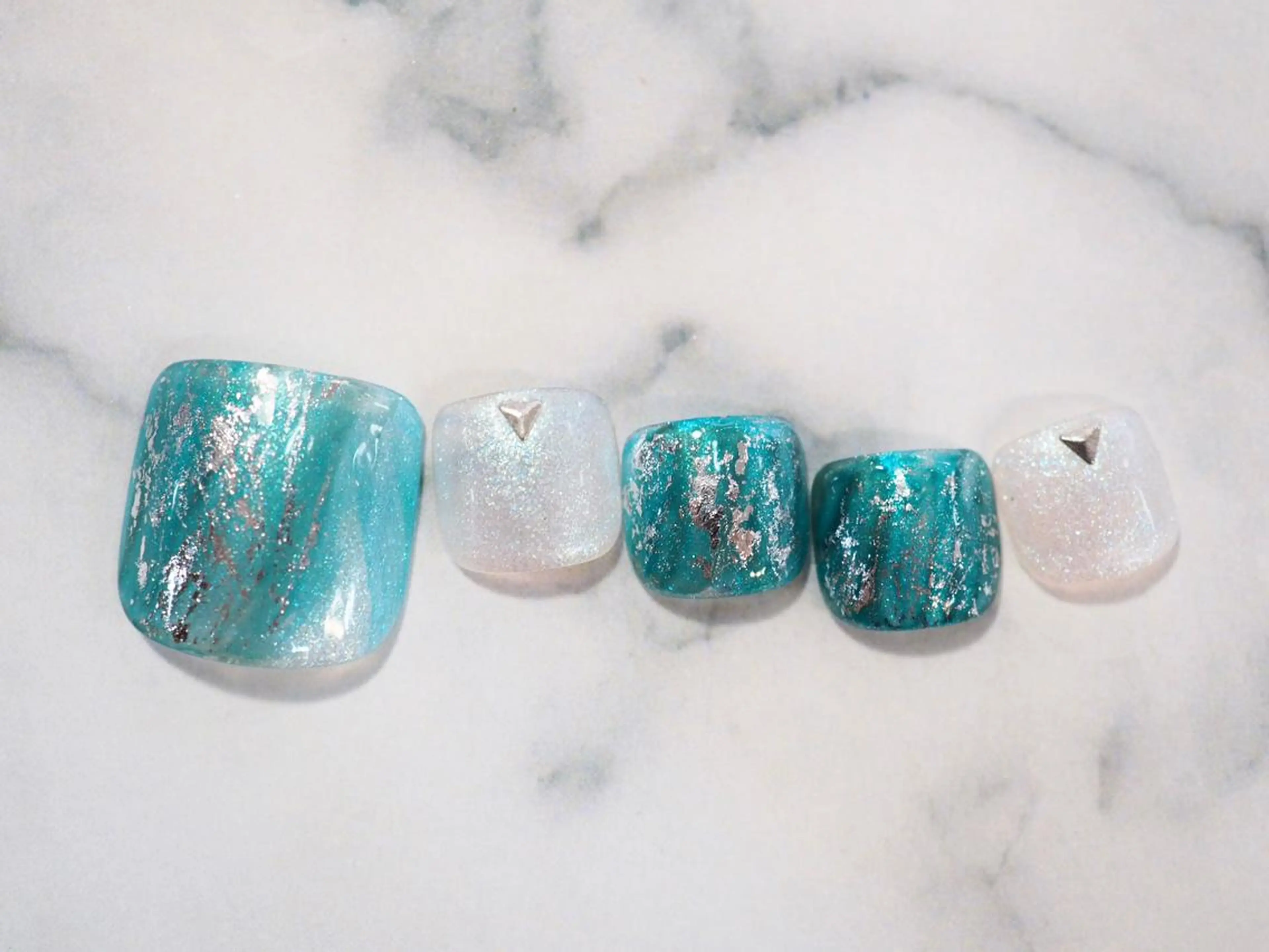 ネイル トップネイリスト Ribbon立川店のネイルデザイン