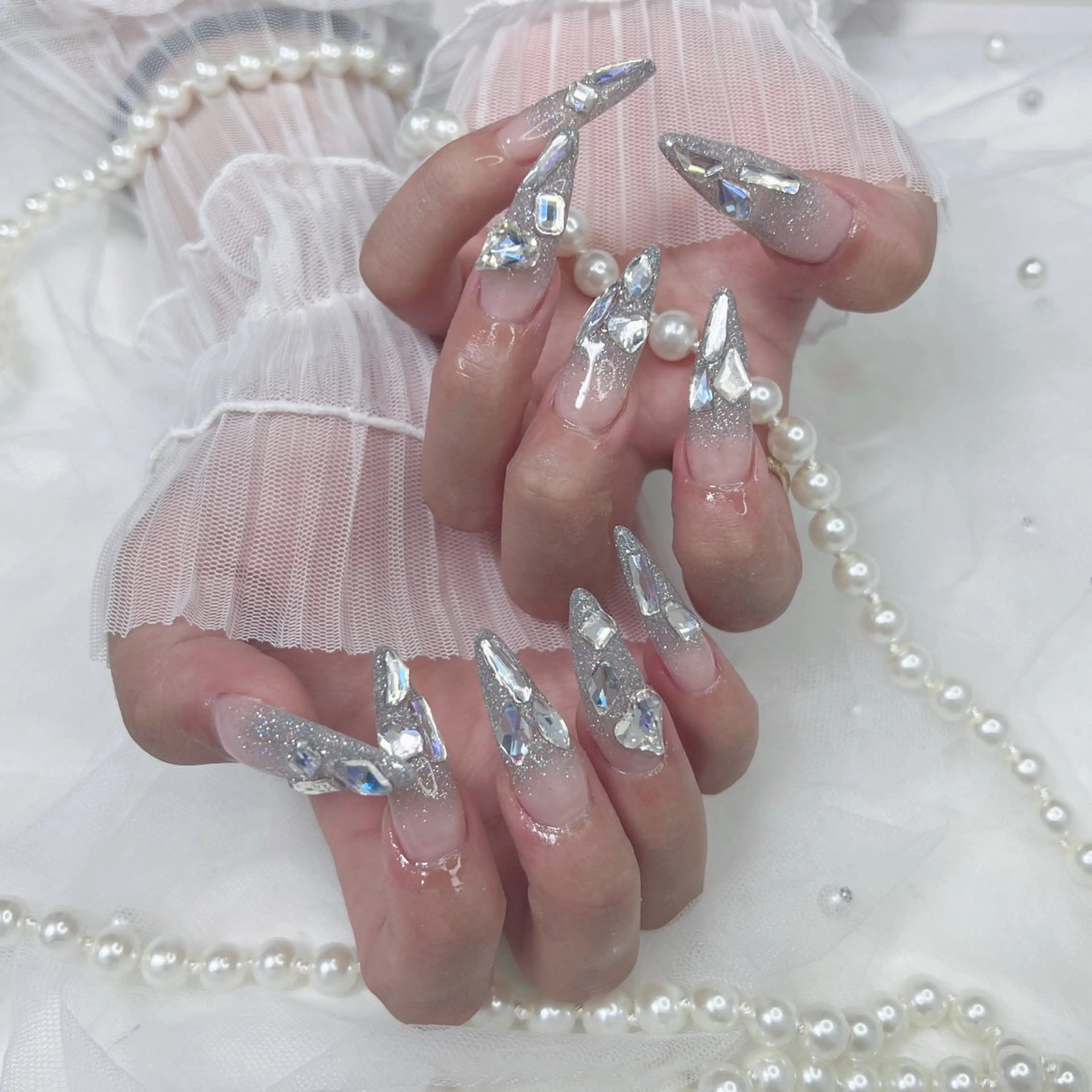 ネイル ハンドネイル 𝐑𝐢𝐦𝐮𝐚 𝐍𝐚𝐢𝐥のネイルデザイン