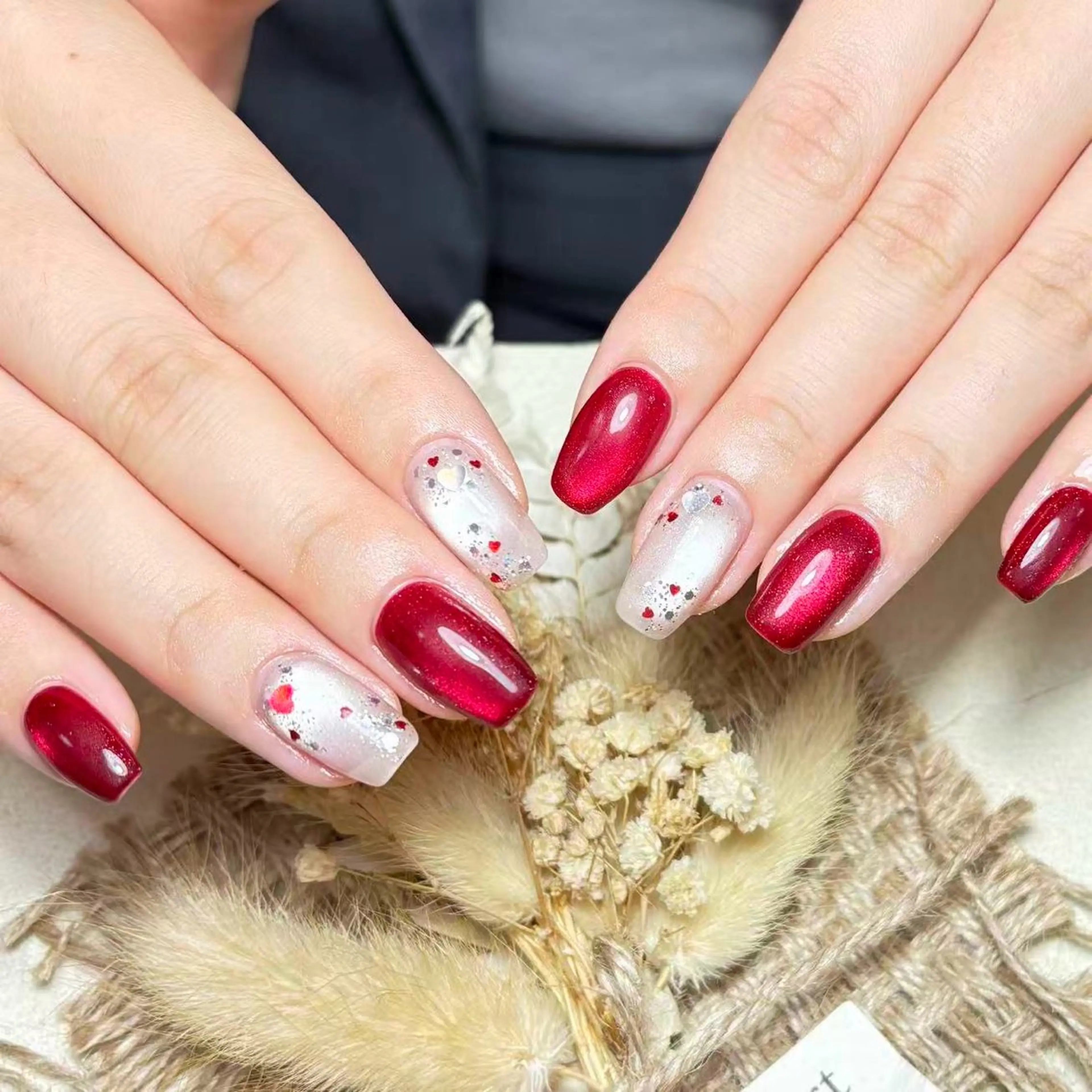 ネイル オーロラネイル チークネイル 長さ出し フットネイル フレンチネイル ハンドネイル ハンドケア AngelChris ビューティーサロンのネイルデザイン