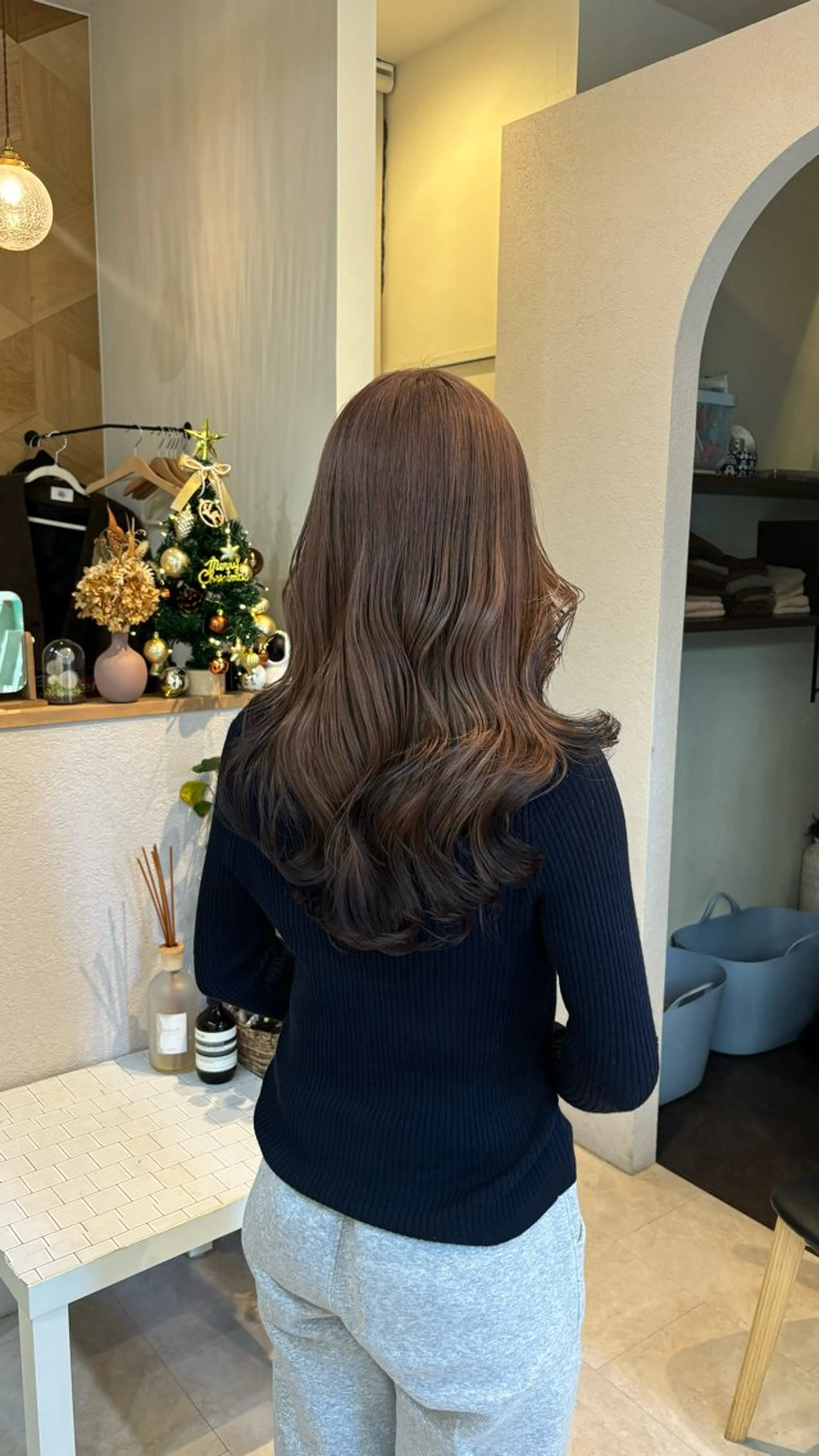 ロング ヘアカラー Rinon所属・沖 真琴のヘアスタイル