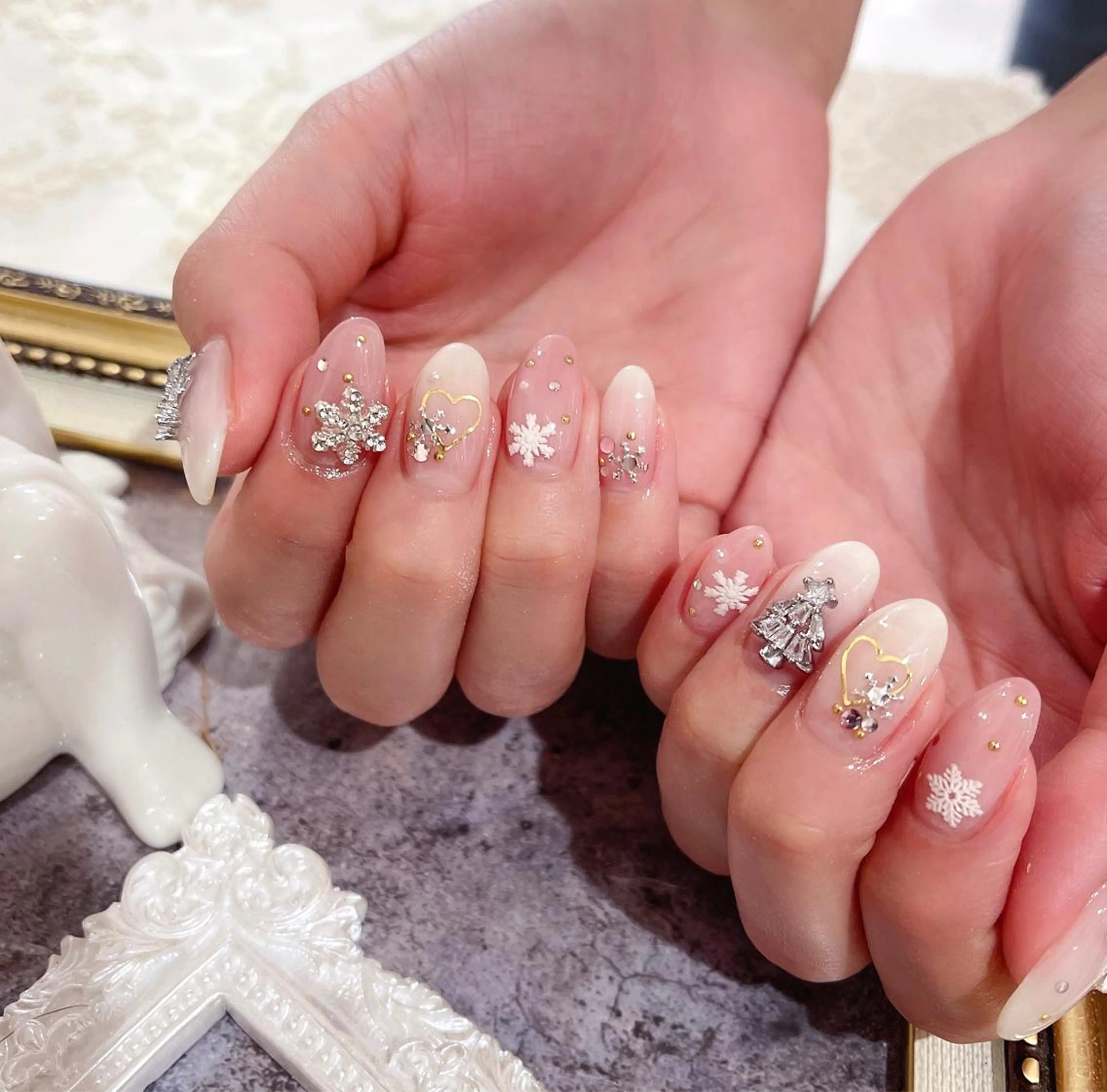 ネイル FLY Nail Salonのネイルデザイン