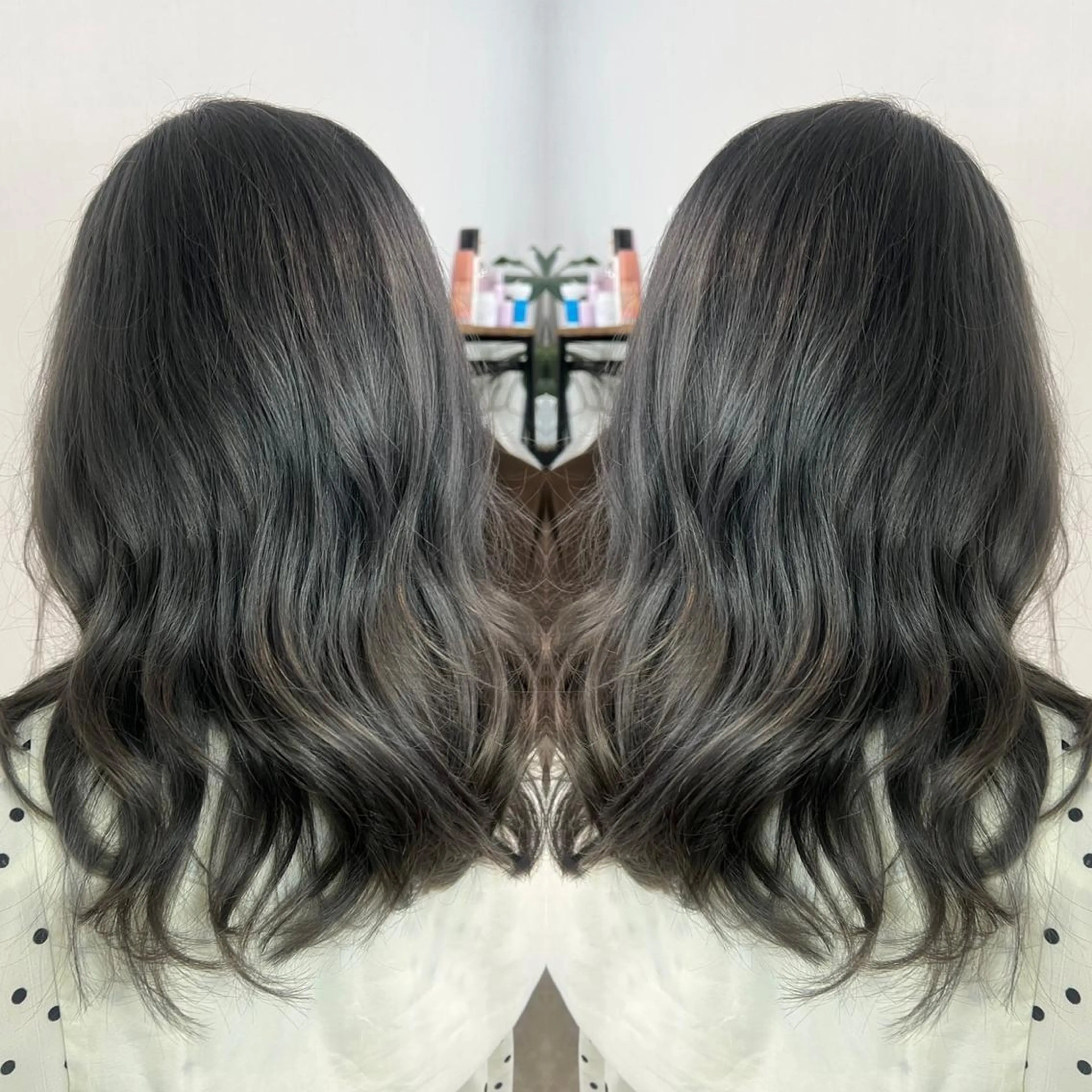 セミロング AND       HAIR所属・伊藤 詩織のヘアスタイル