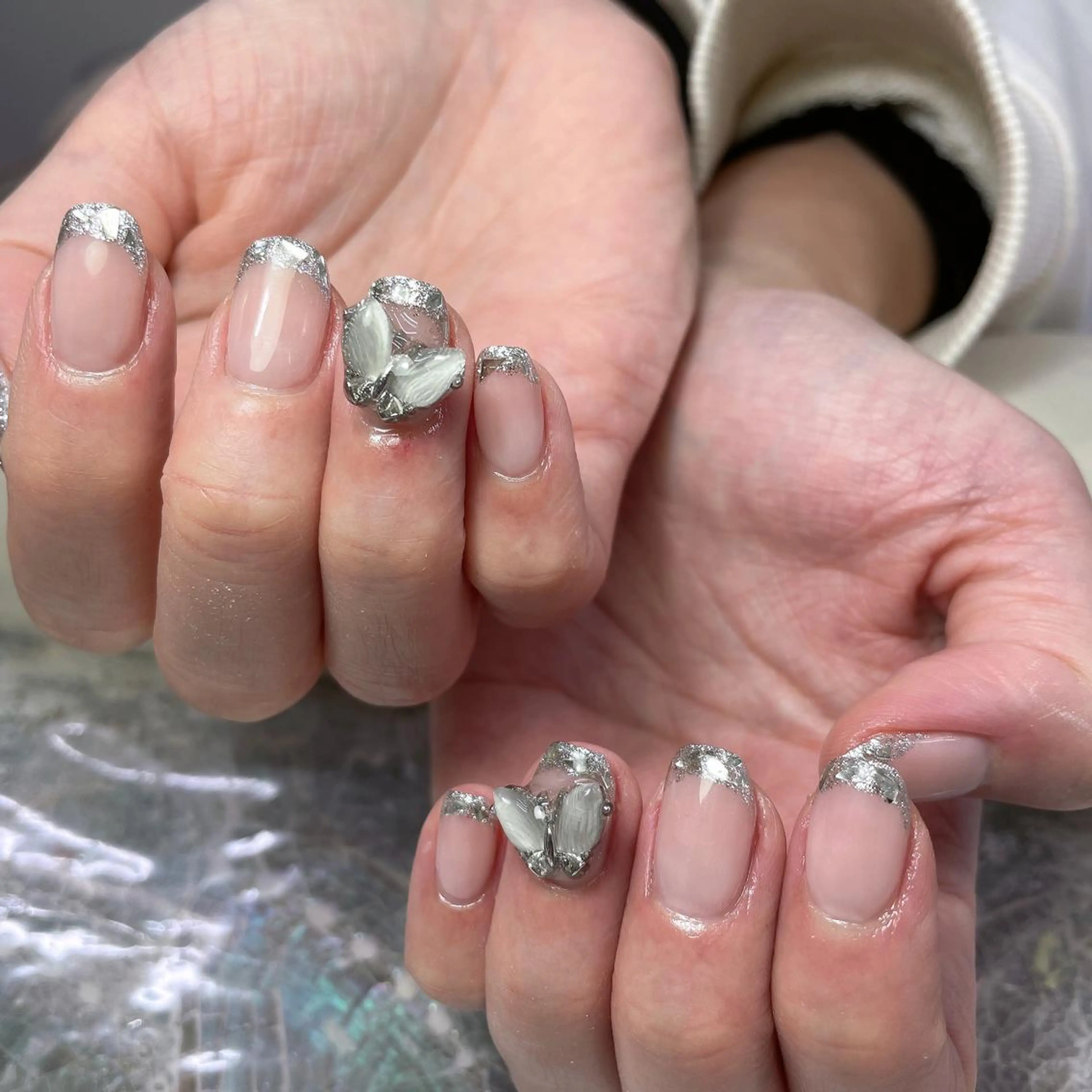 ネイル フレンチネイル ガラスフレンチ private EMILIA/横浜のネイルデザイン