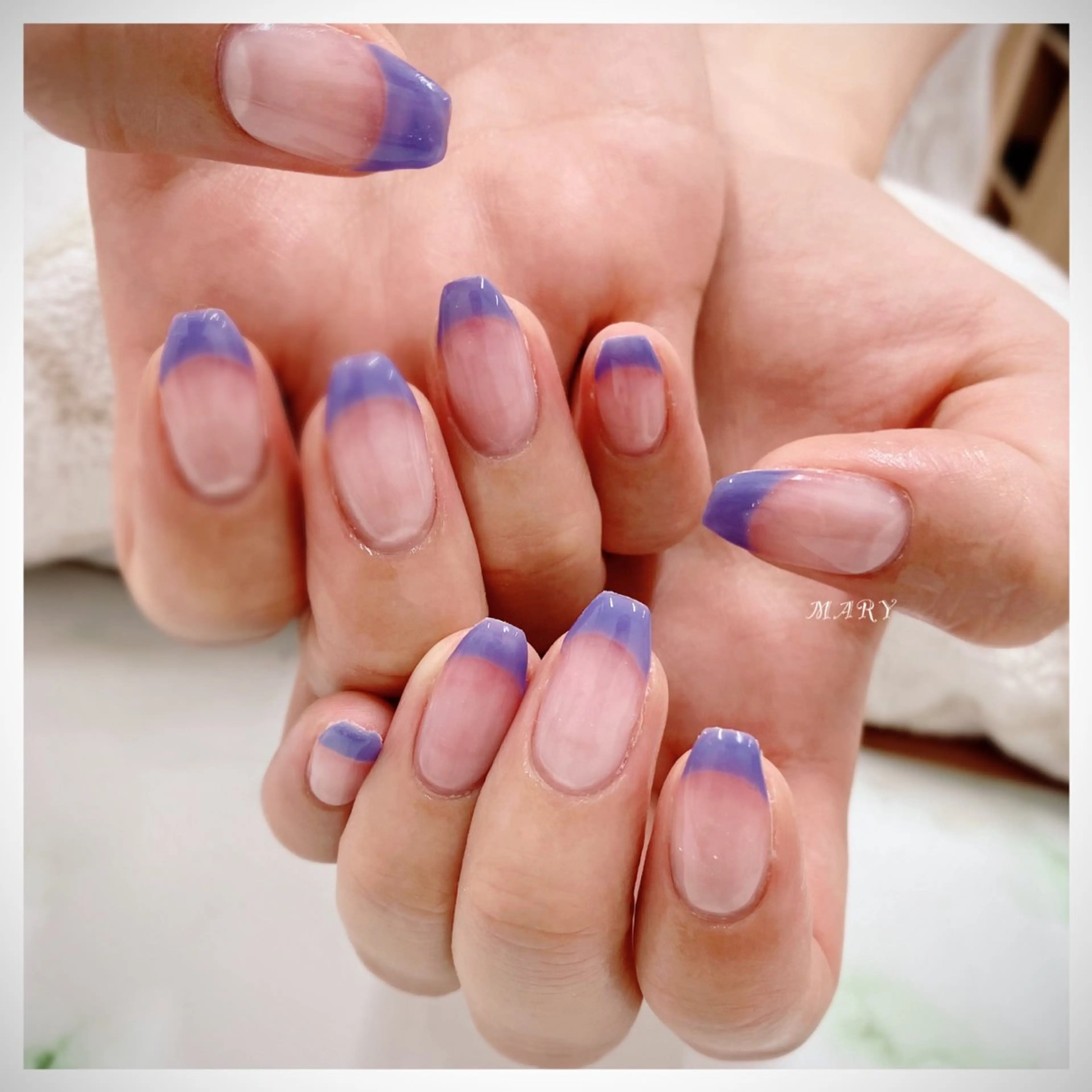 ネイル フレンチネイル ニュアンスネイル パープル シンプルネイル ハンドネイル Mary nail所属・Mary nail .narumiのネイルデザイン