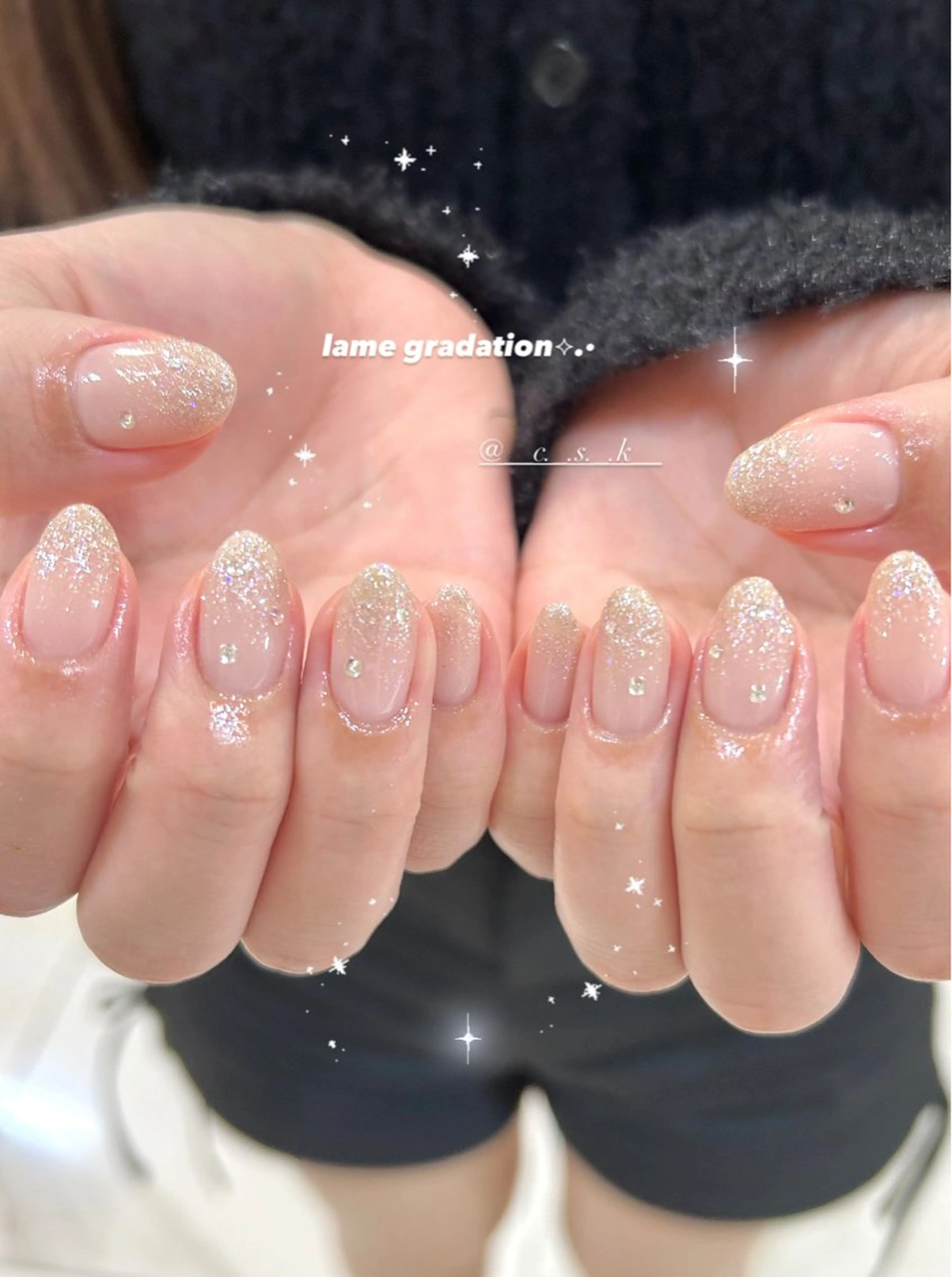 ネイル グラデーション ラメ(グリッター) ラメグラデーション ハンドネイル 🎀チーク/ちゅるん 🫧chisa🎀のネイルデザイン