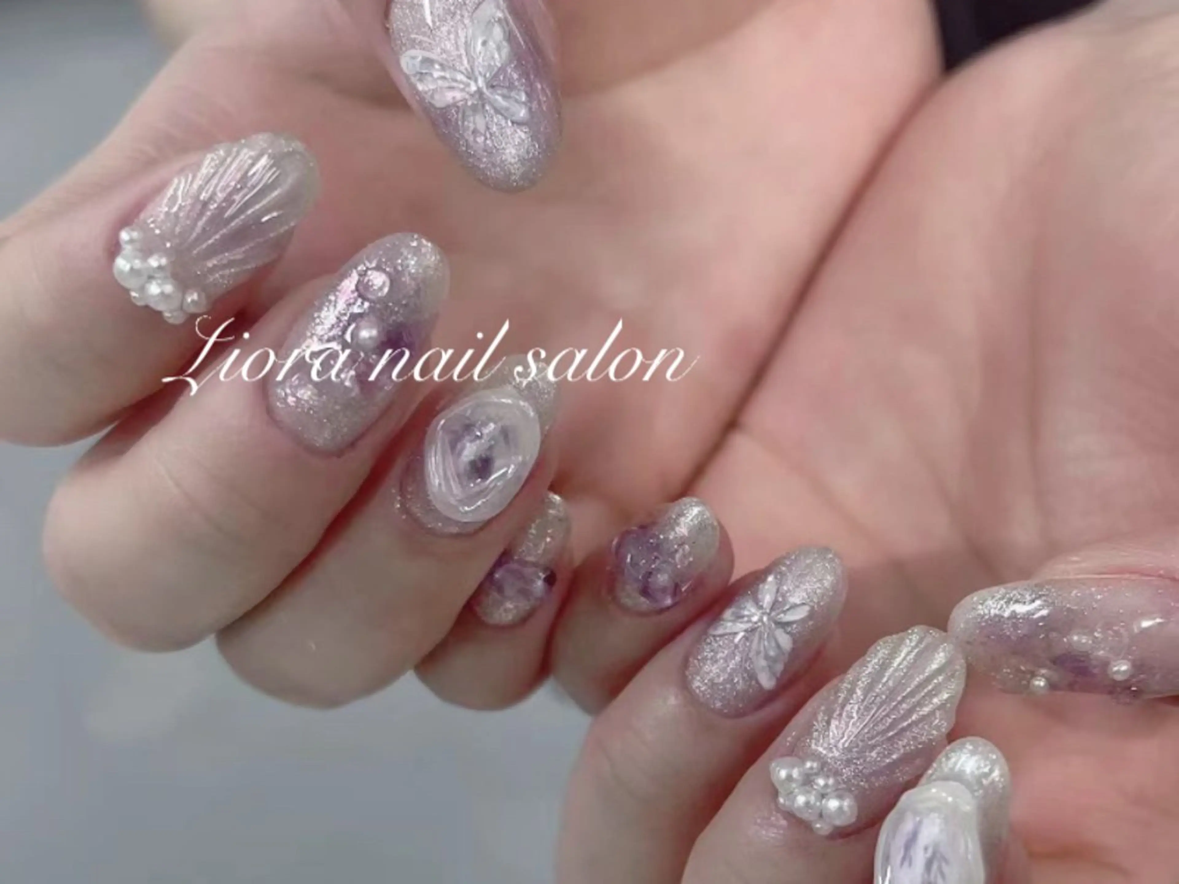ネイル フレンチネイル ジェルネイル ガーリー グラデーション キラキラネイル ハンドネイル Liora nail スカルプ専門店のネイルデザイン