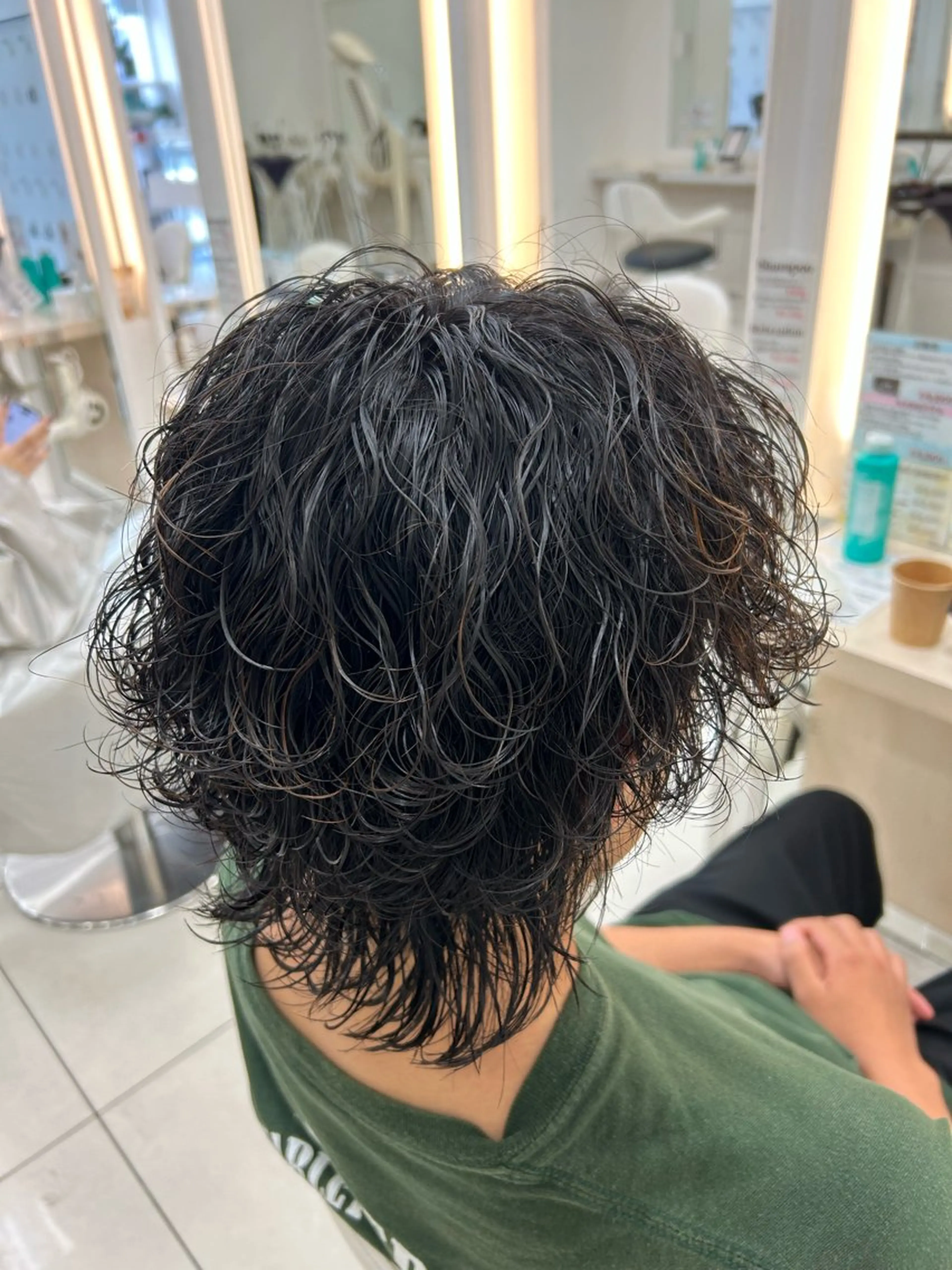 パーマ メンズ センターパート フェードカット フェザーパーマ カルマパーマ マッシュ 髪質改善/艶カラー/ メンズパーマ/鈴木のヘアスタイル