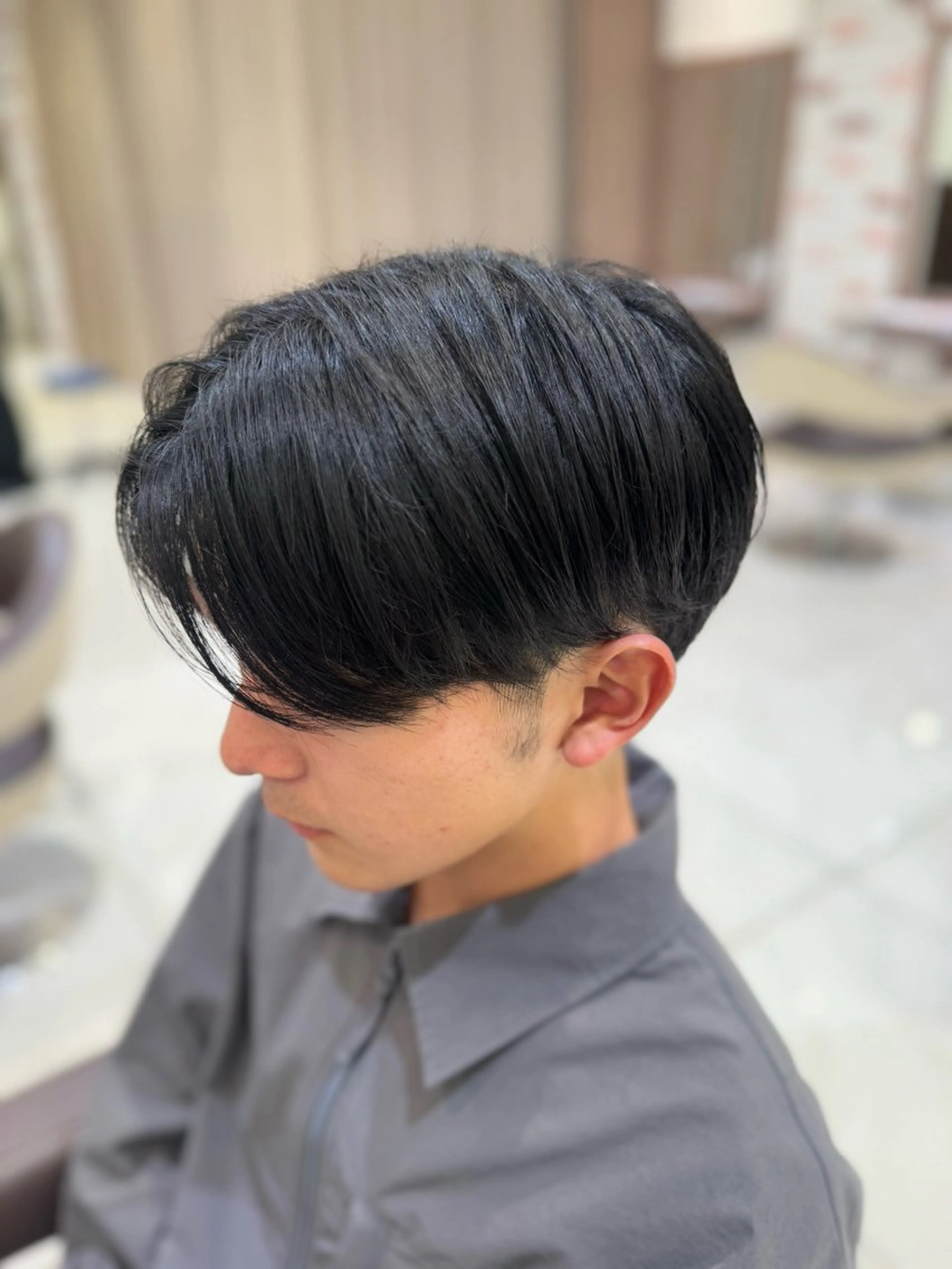 ショート メンズ センターパート 🕯コバ/レイヤー/ 透明感/縮毛🕯のヘアスタイル