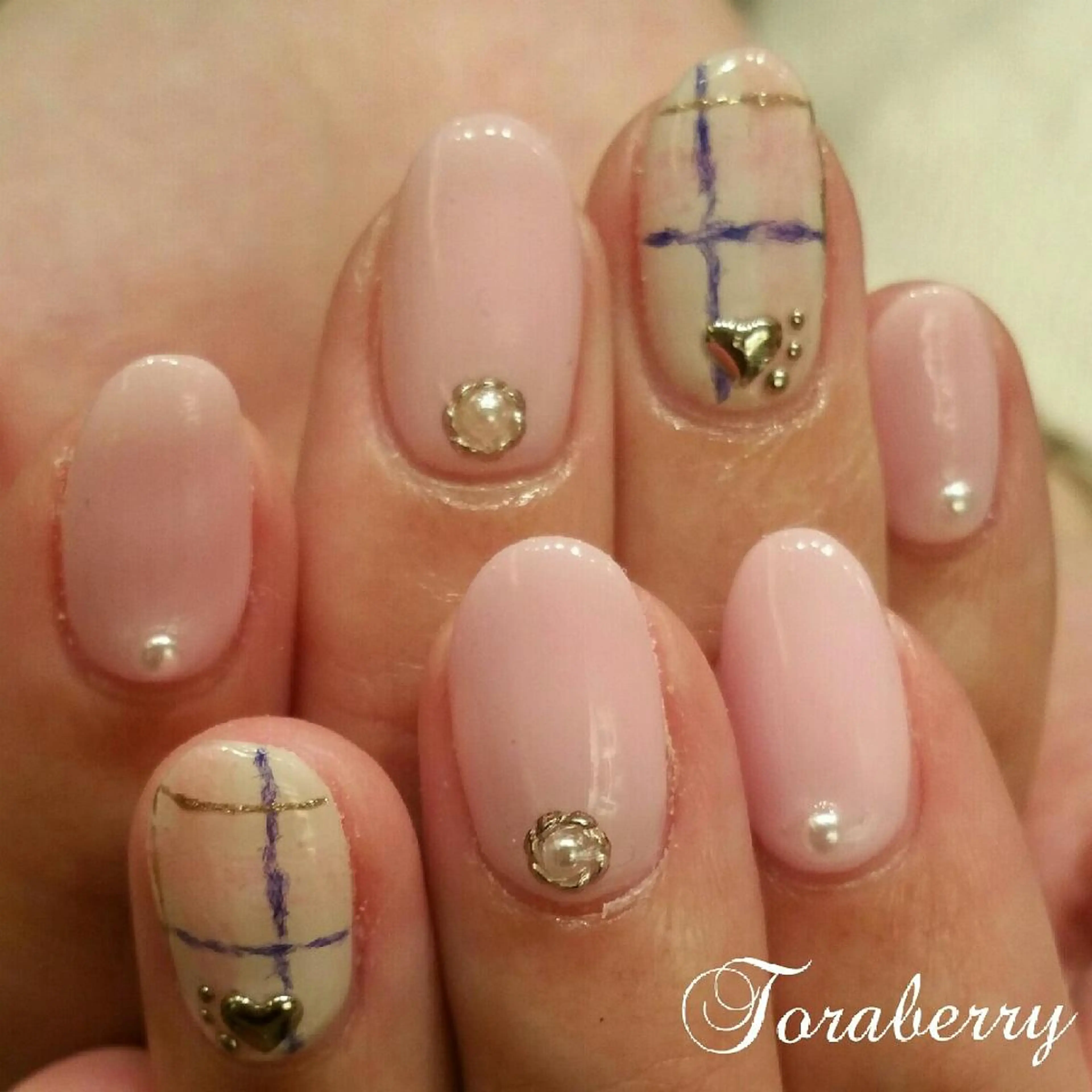 ネイル 持ち込み ネイリスト なつみのネイルデザイン