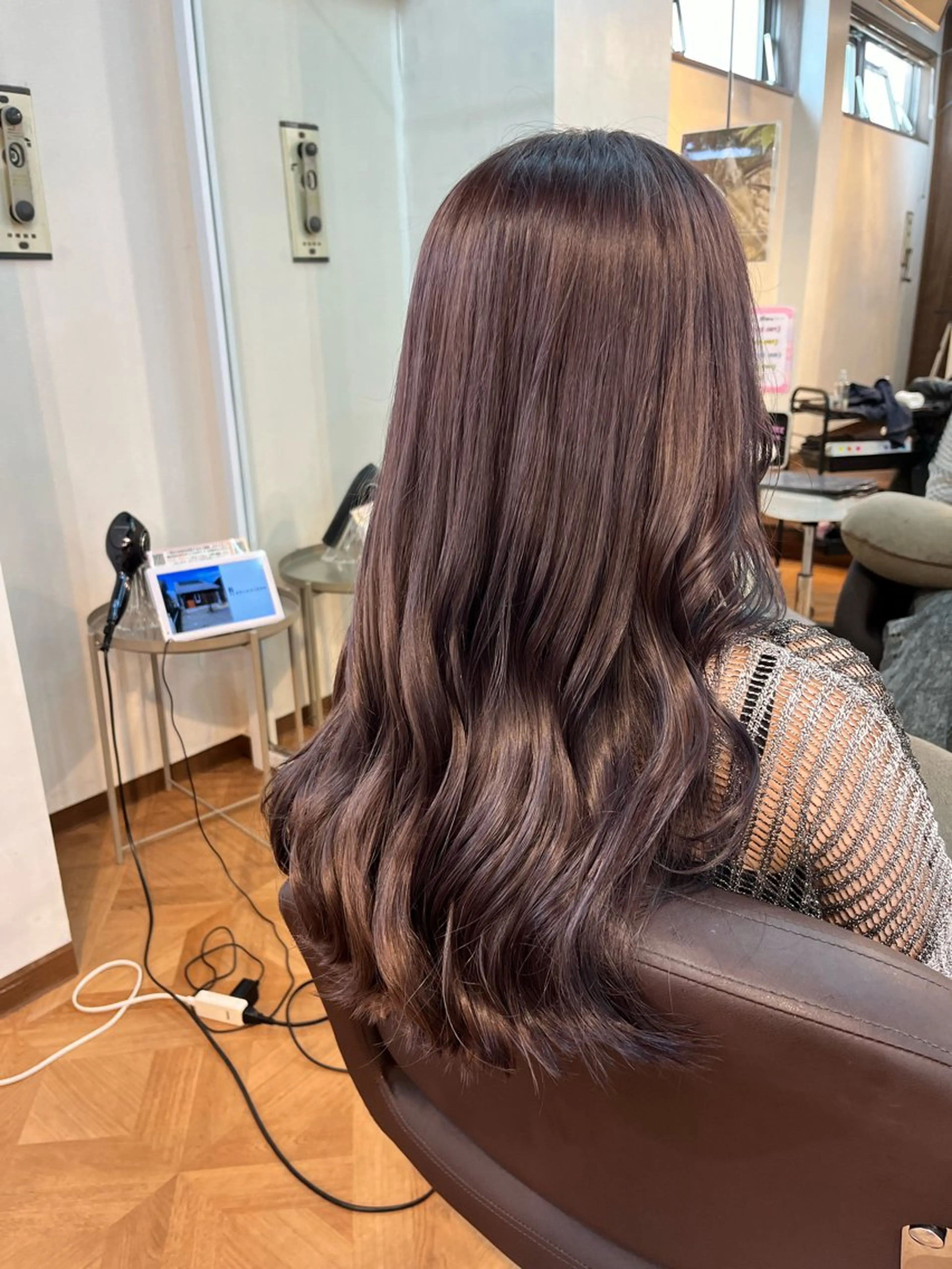 ロング ラベンダーベージュ 🍒Ayana🍒 艶カラー🍒のヘアスタイル