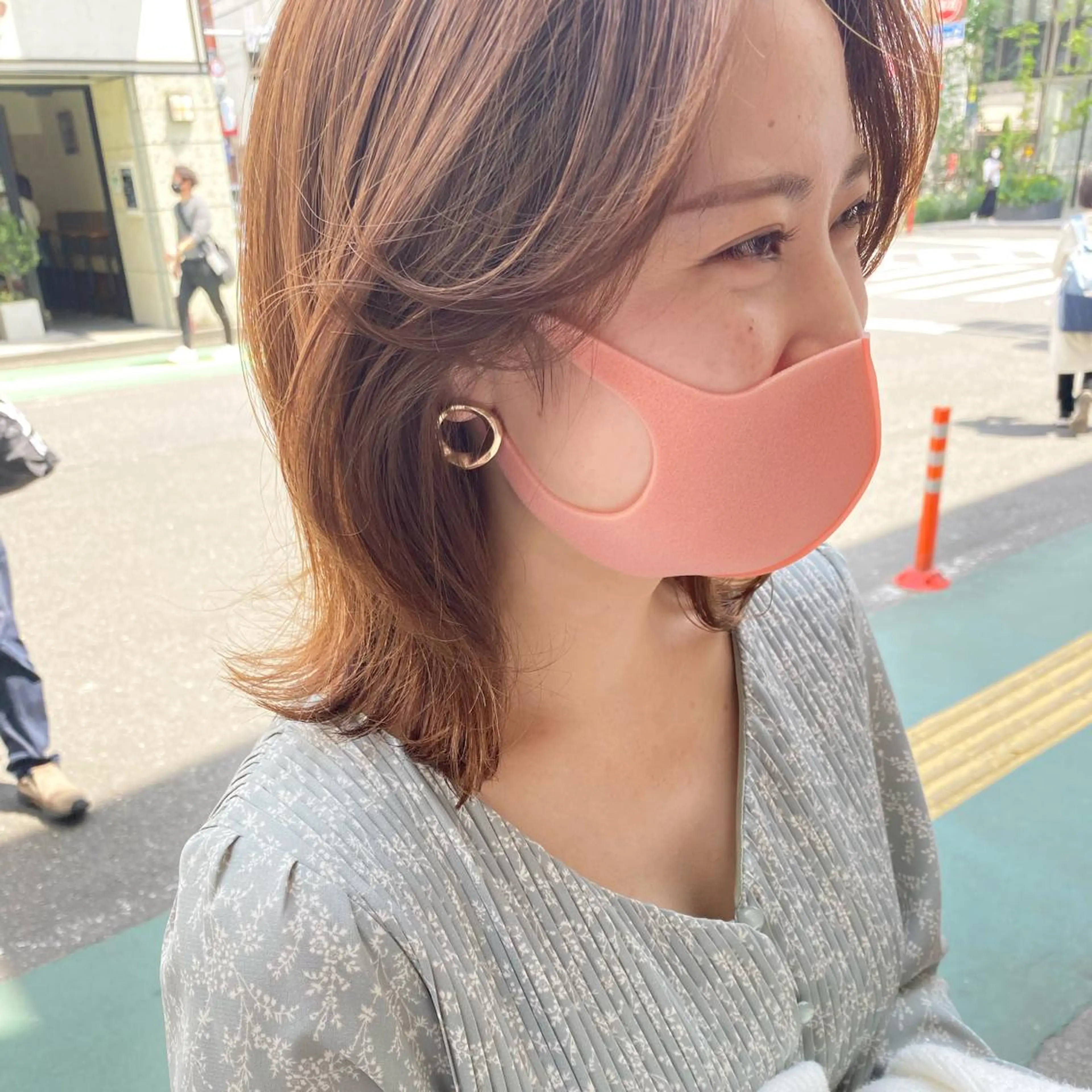 ミディアム カラー ヘアカラー トリートメント レイヤー/ベージュ カラー/ハシモトのヘアスタイル