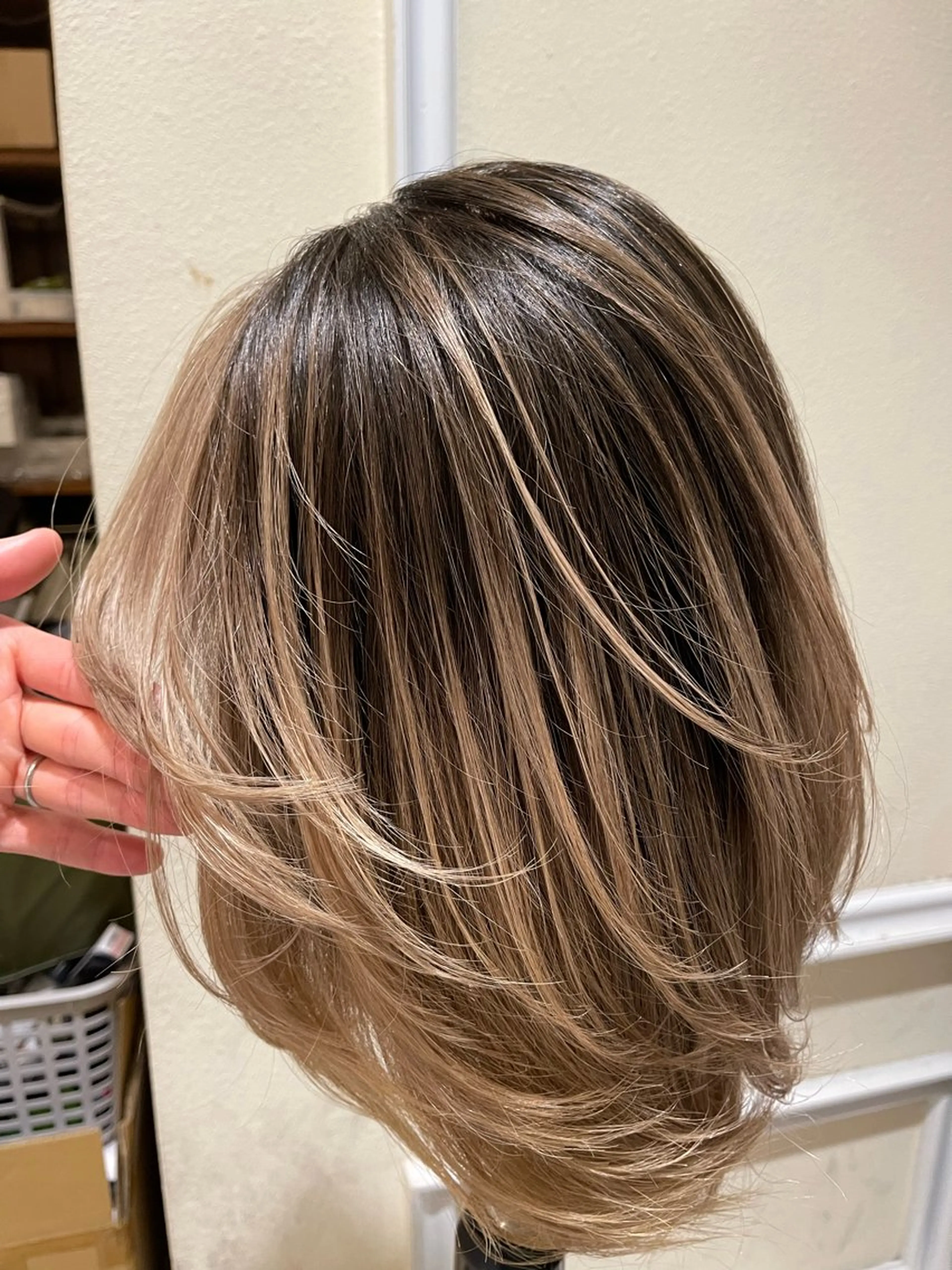 ミディアム カラー カット ヘアカラー トリートメント Che'ri所属・海外レイヤー/ レイヤーカット/和田のヘアスタイル