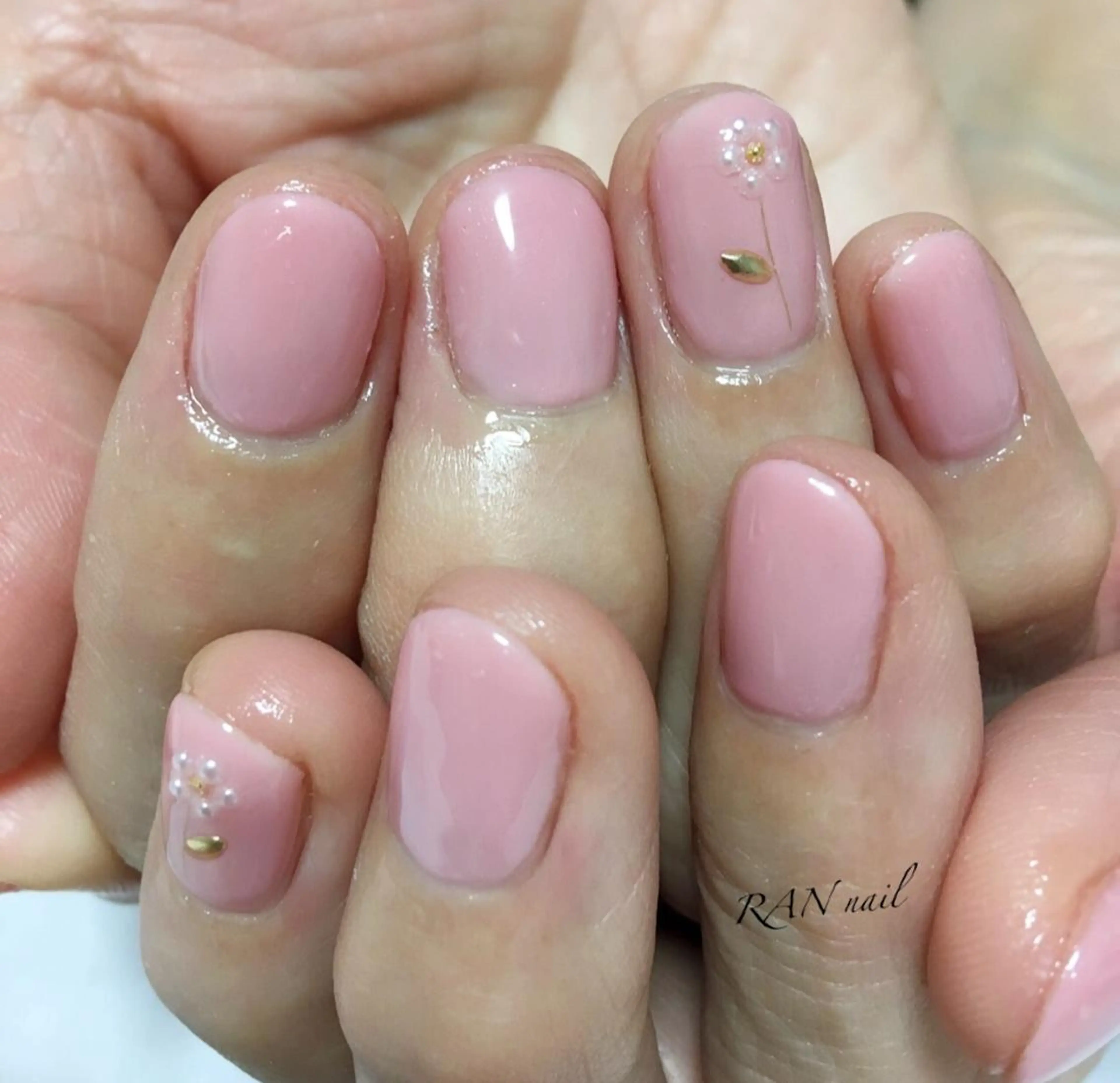 ネイル フラワーネイル フットネイル オフィスネイル ワンカラーネイル 春ネイル RAN nail 〜ランネイル〜所属・RAN nailのネイルデザイン