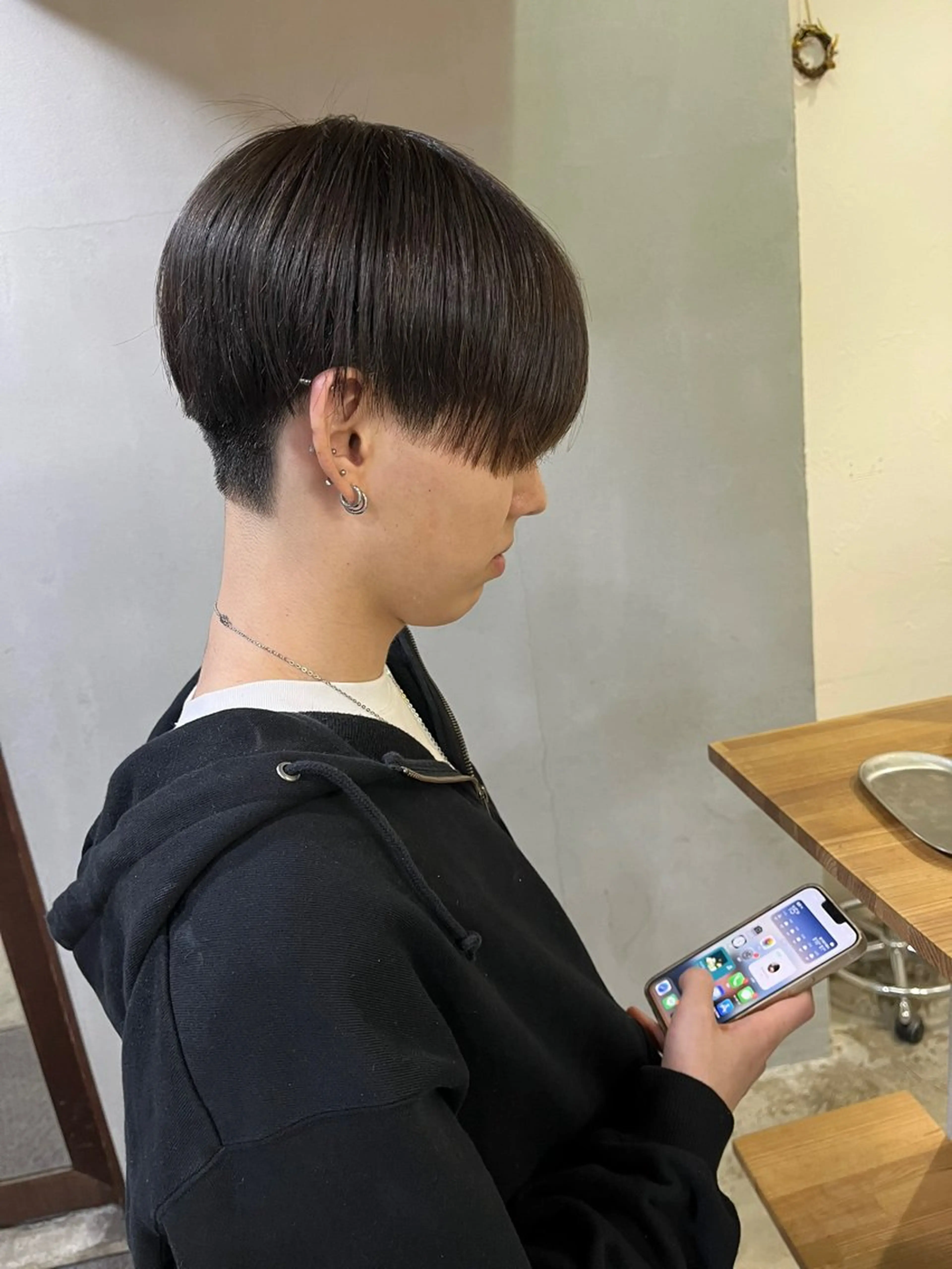 メンズ アキト/ メンズ/透明感暗髪のヘアスタイル