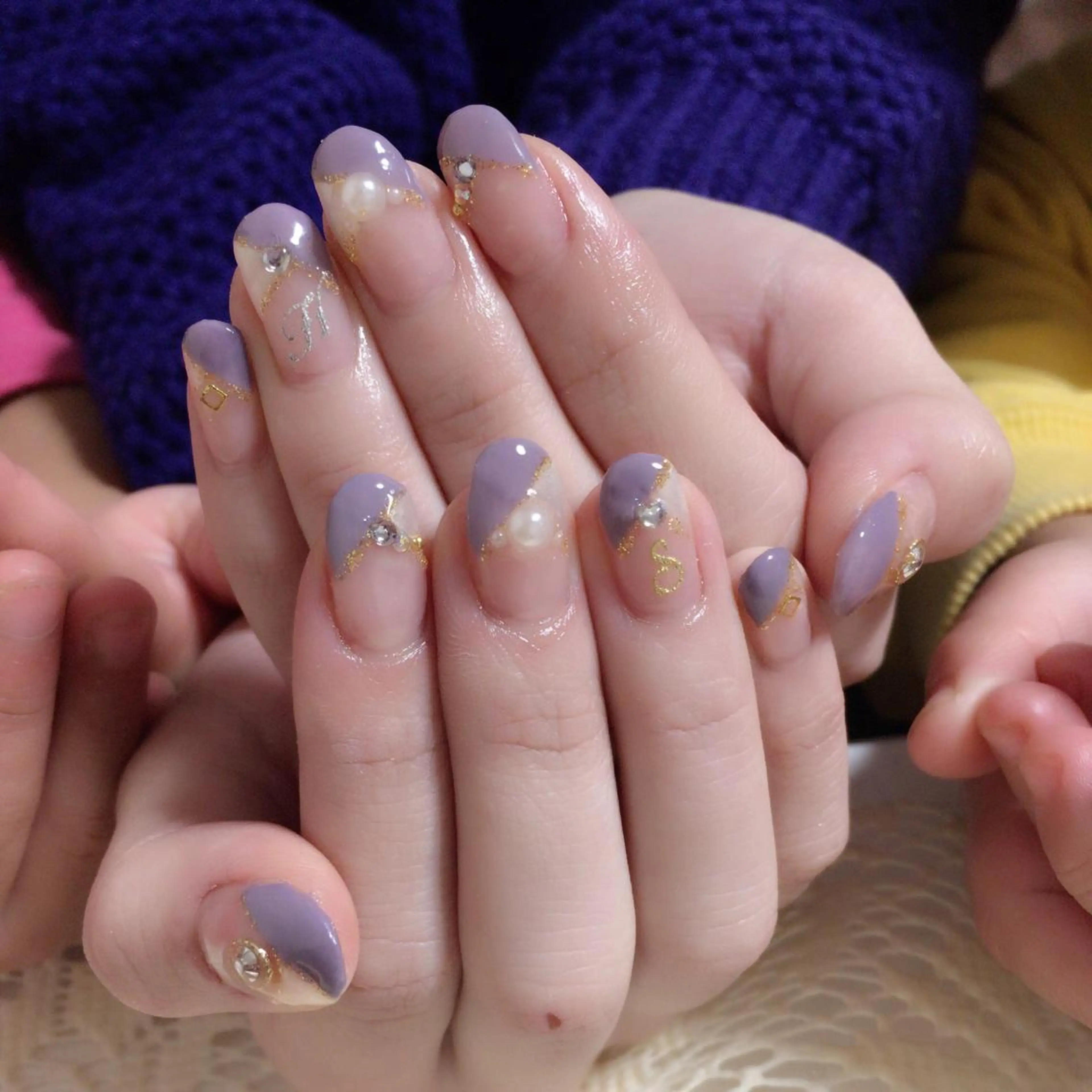 ネイル 長さ出し 藤 あやのネイルデザイン