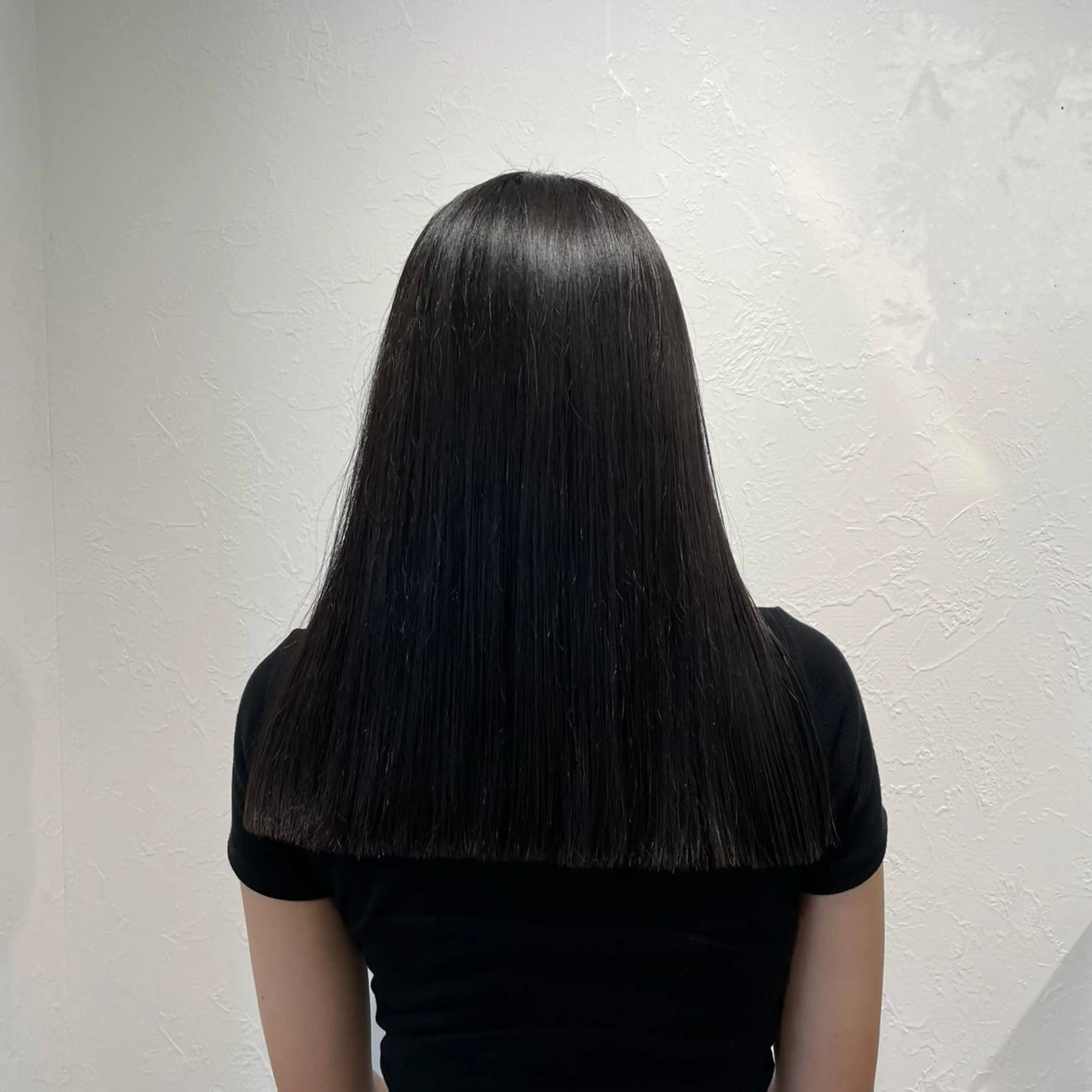 セミロング 縮毛矯正 IwAsh  大和駅店所属・shiho .のヘアスタイル