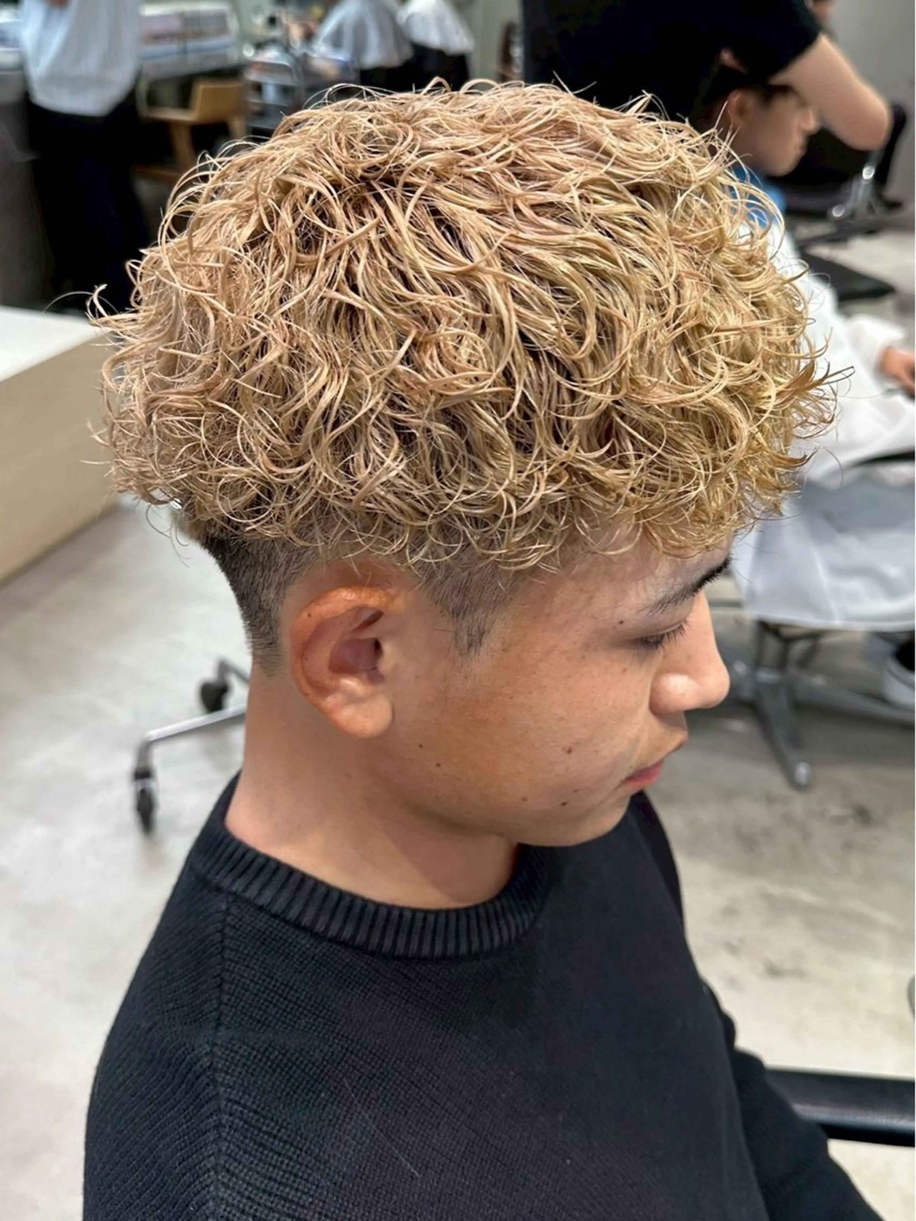 ミディアム 夏果⭐︎fifth 天神 海外風パーマのヘアスタイル