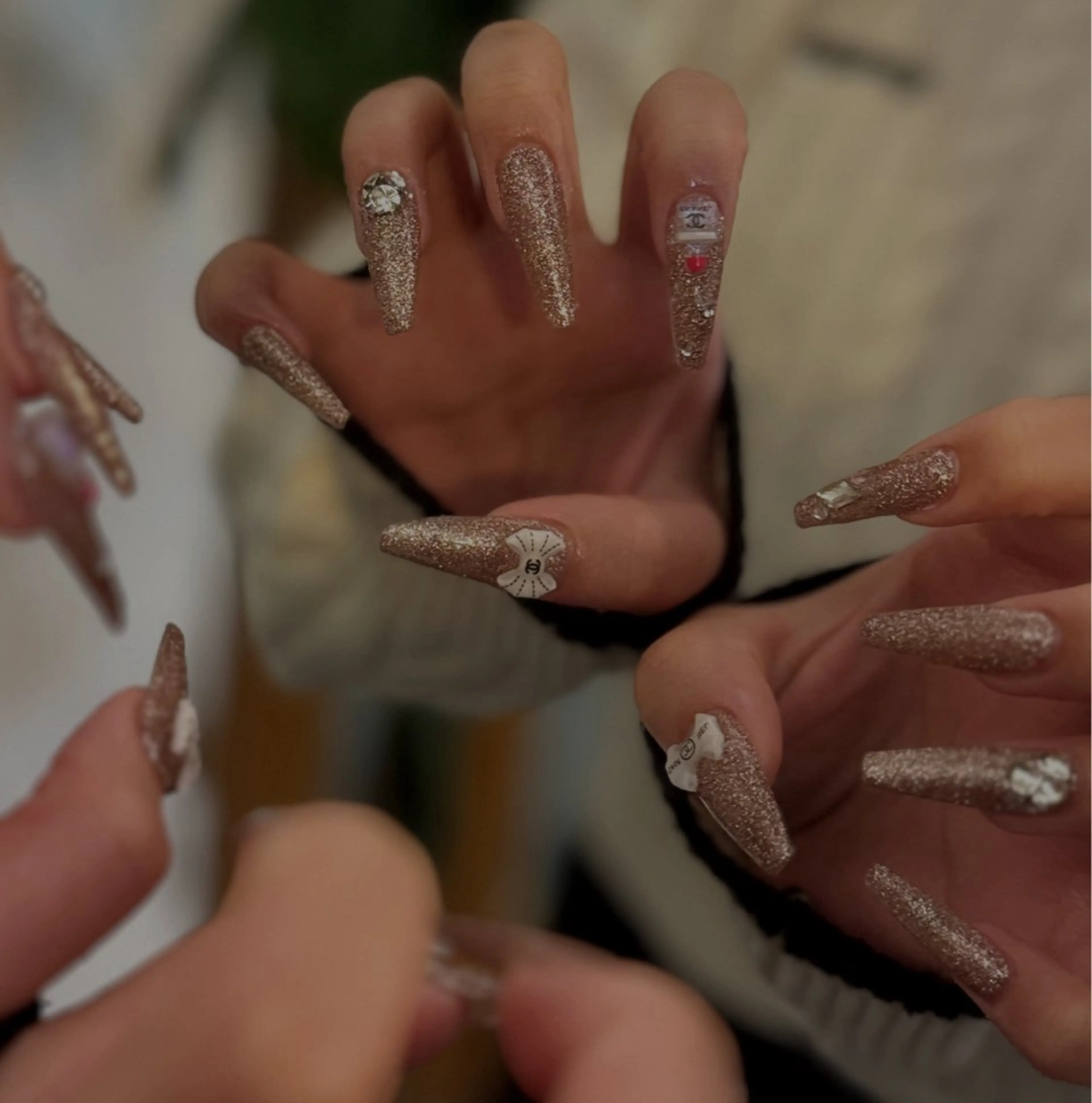 ネイル 長さ出し フラッシュネイル ジェルネイル メンズネイル オレンジ ハンドネイル マイムネイル所属・MIMnail メンズネイリストのネイルデザイン