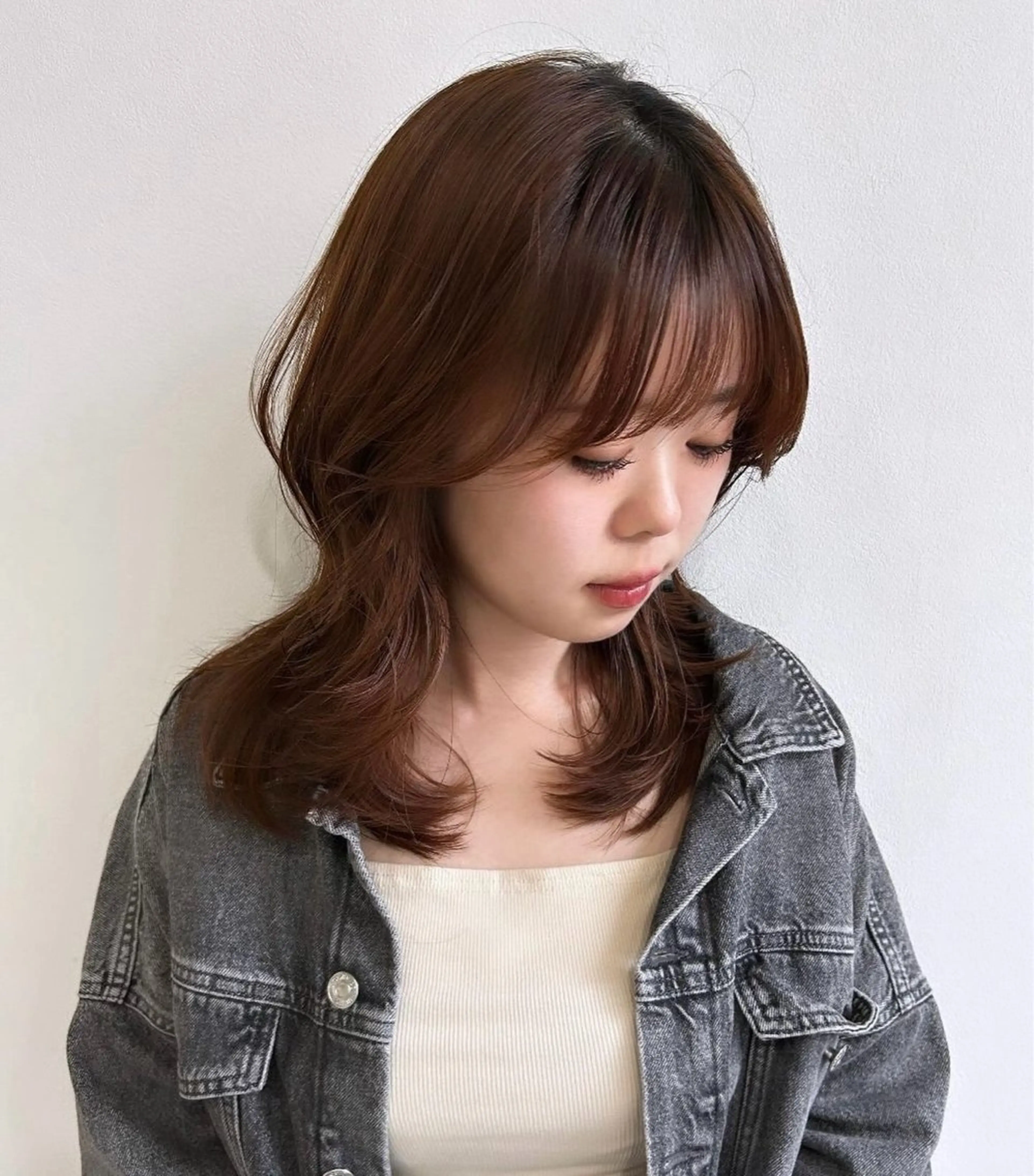 ミディアム くびれヘア レイヤーカット risako🇰🇷 韓国ヘア/レイヤーのヘアスタイル