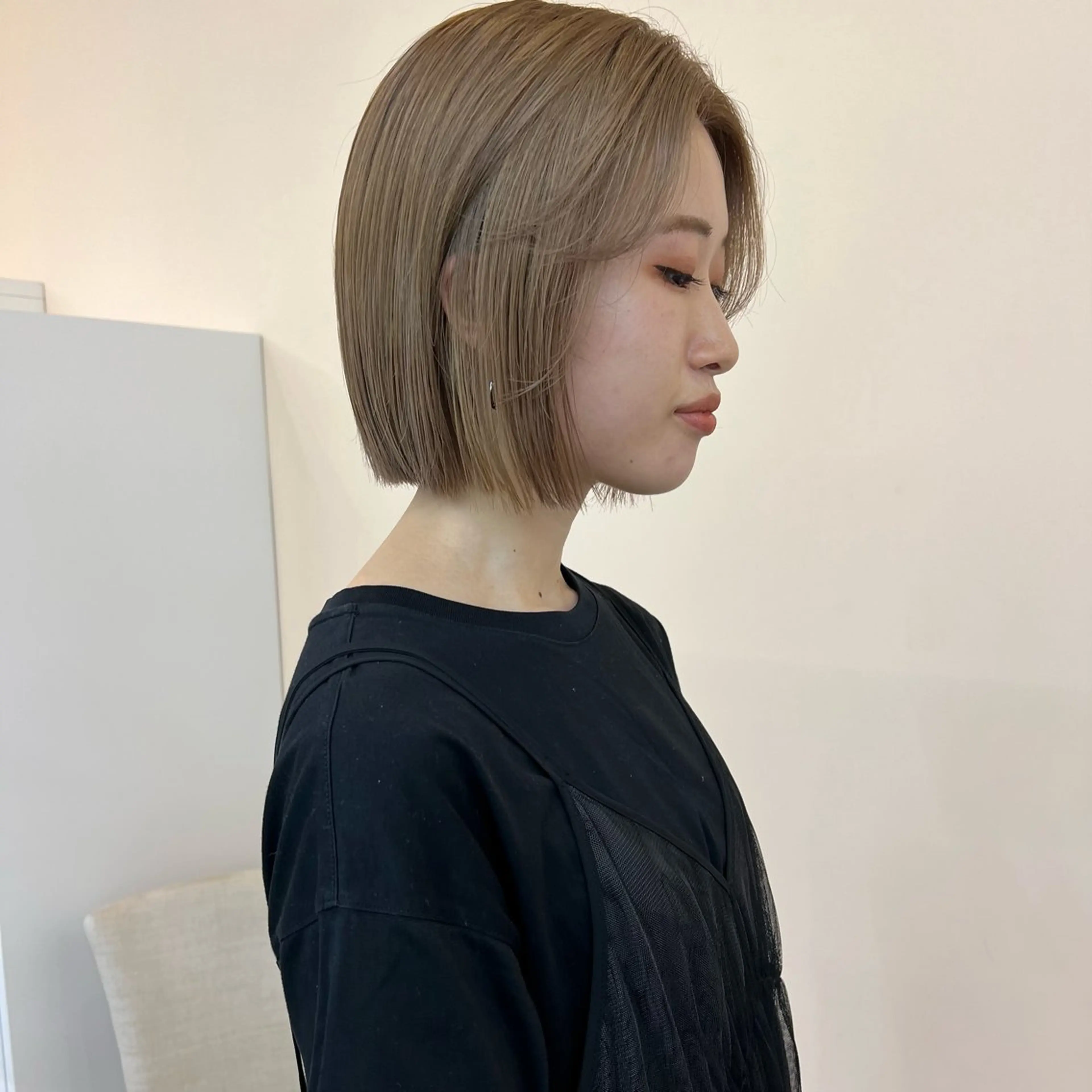 ミディアム 舟橋耀/ブリーチカラ ー/レイヤーカットのヘアスタイル