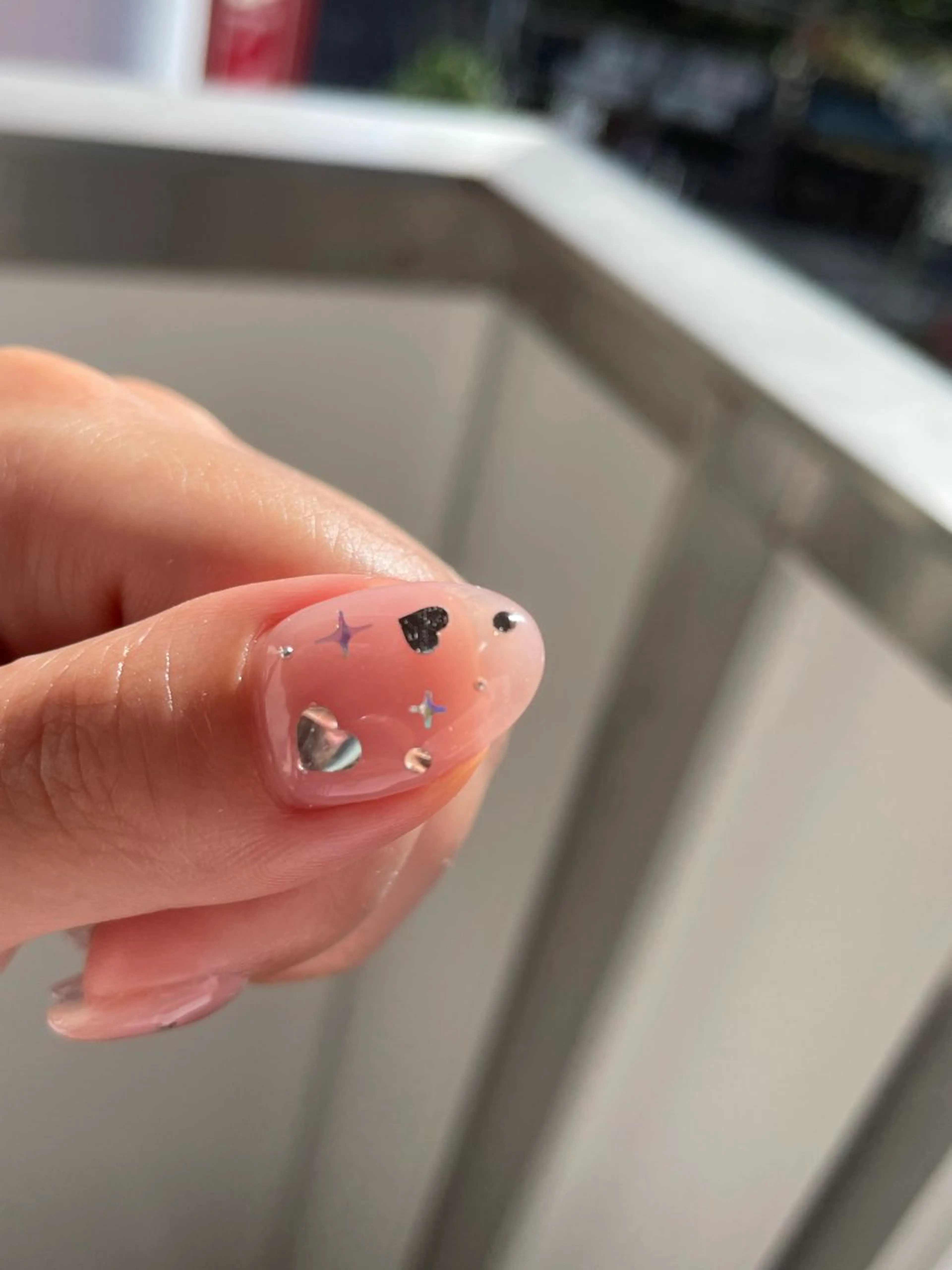 ネイル ハート ホログラムネイル キラキラネイル オフィスネイル シンプルネイル nailist. sayaのネイルデザイン