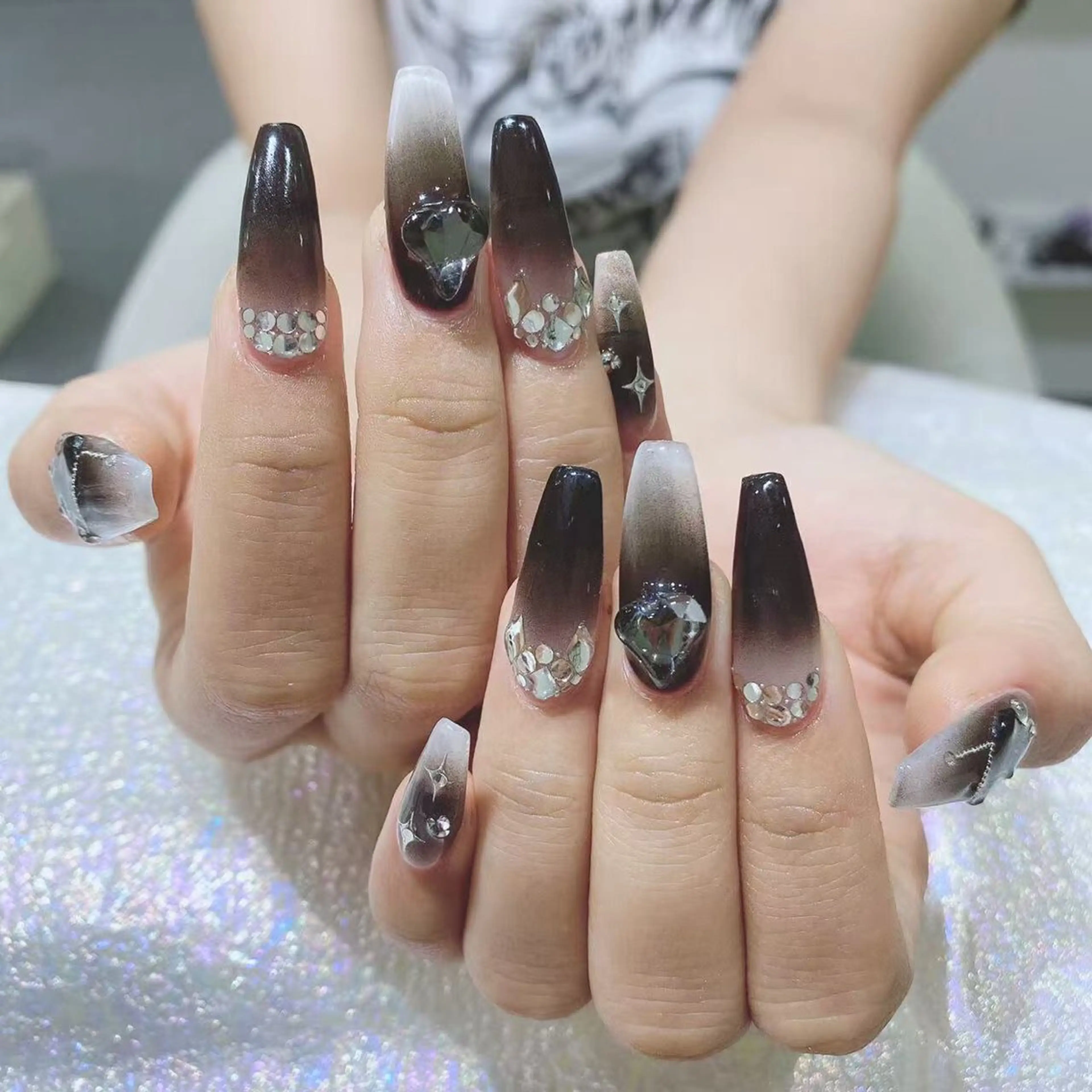 ネイル ハンドネイル Queens ゲンのネイルデザイン