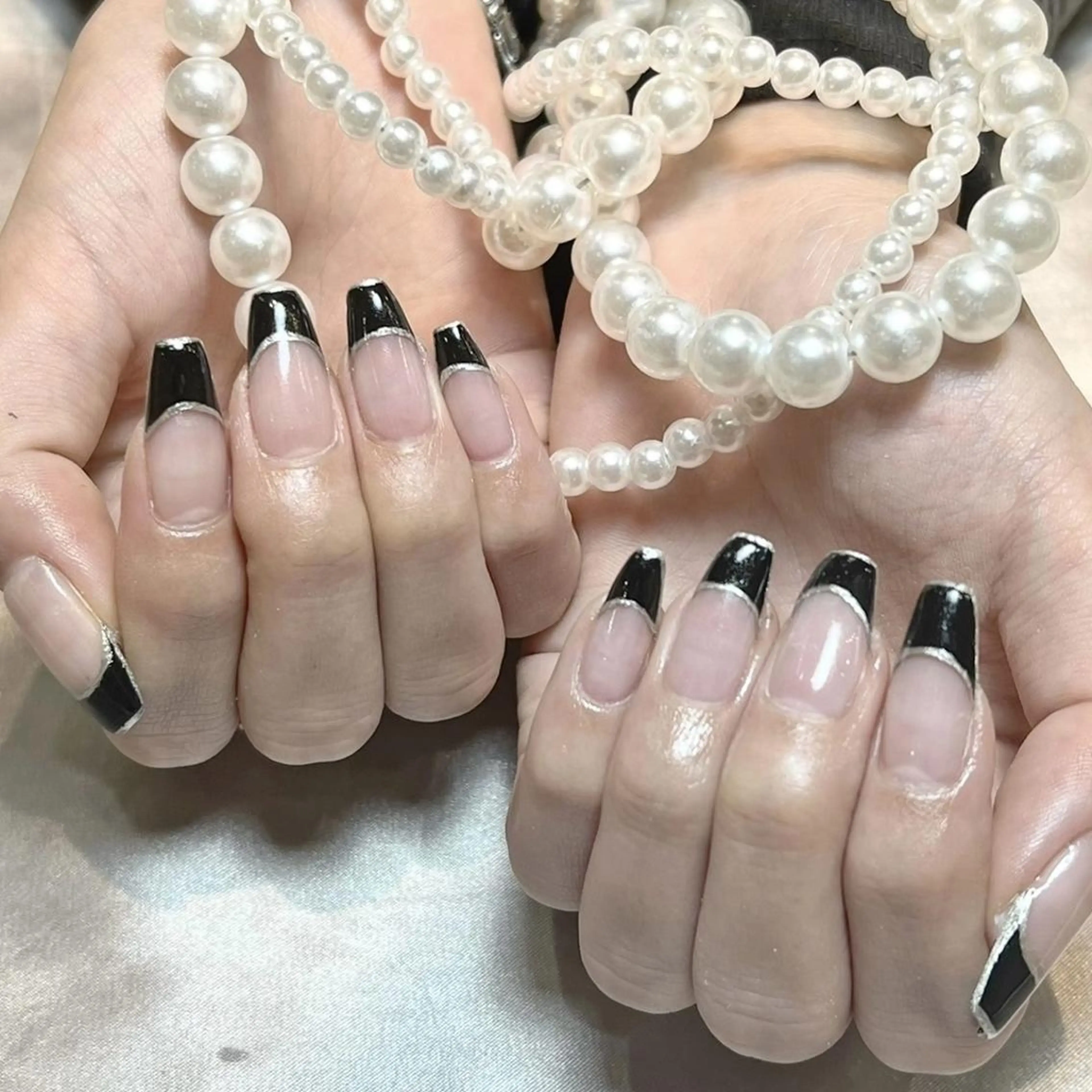 ネイル RAFFINE 月🦋🩵のネイルデザイン