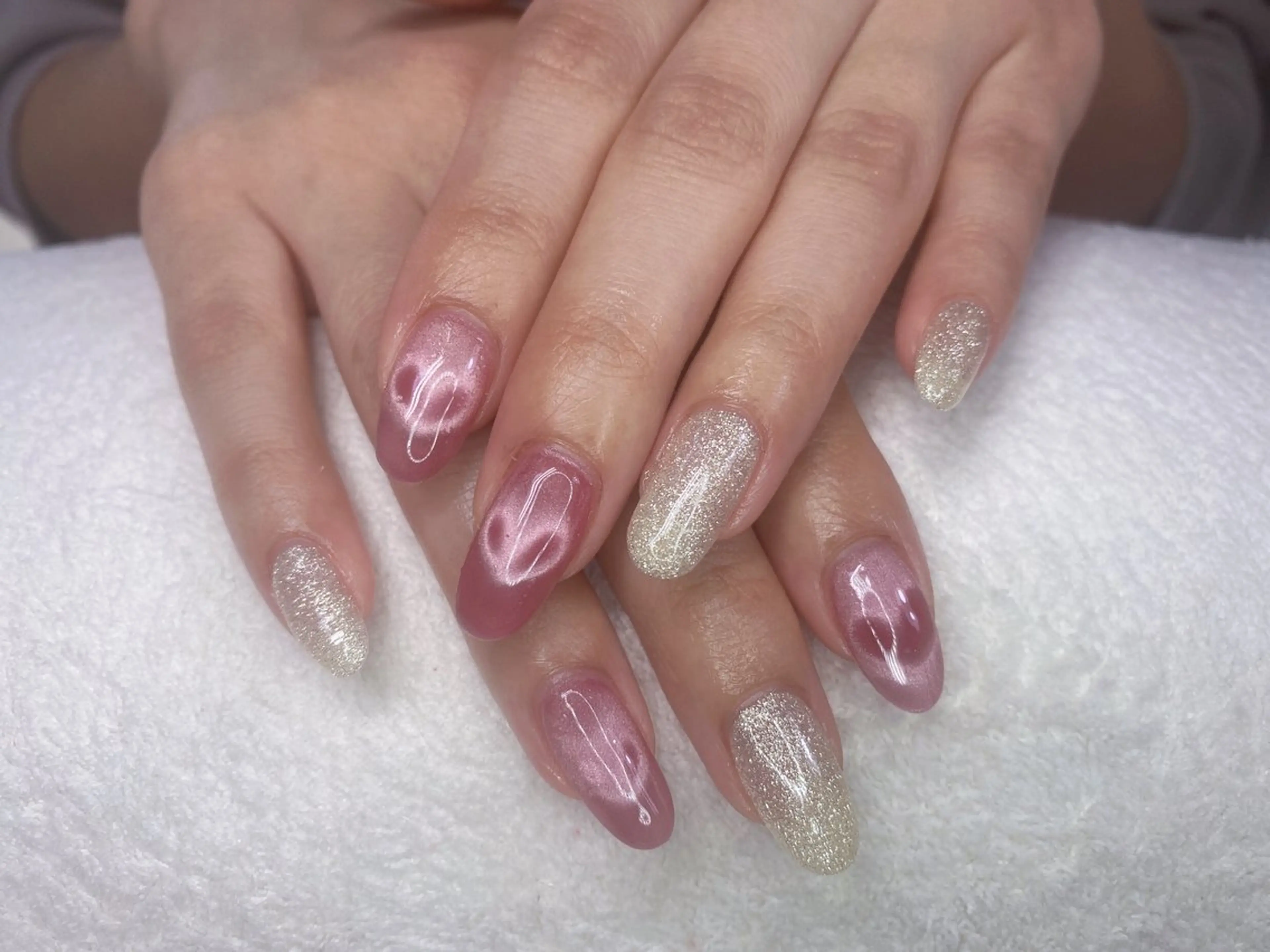 【オフ込み】ハートマグネットネイル❤️の写真