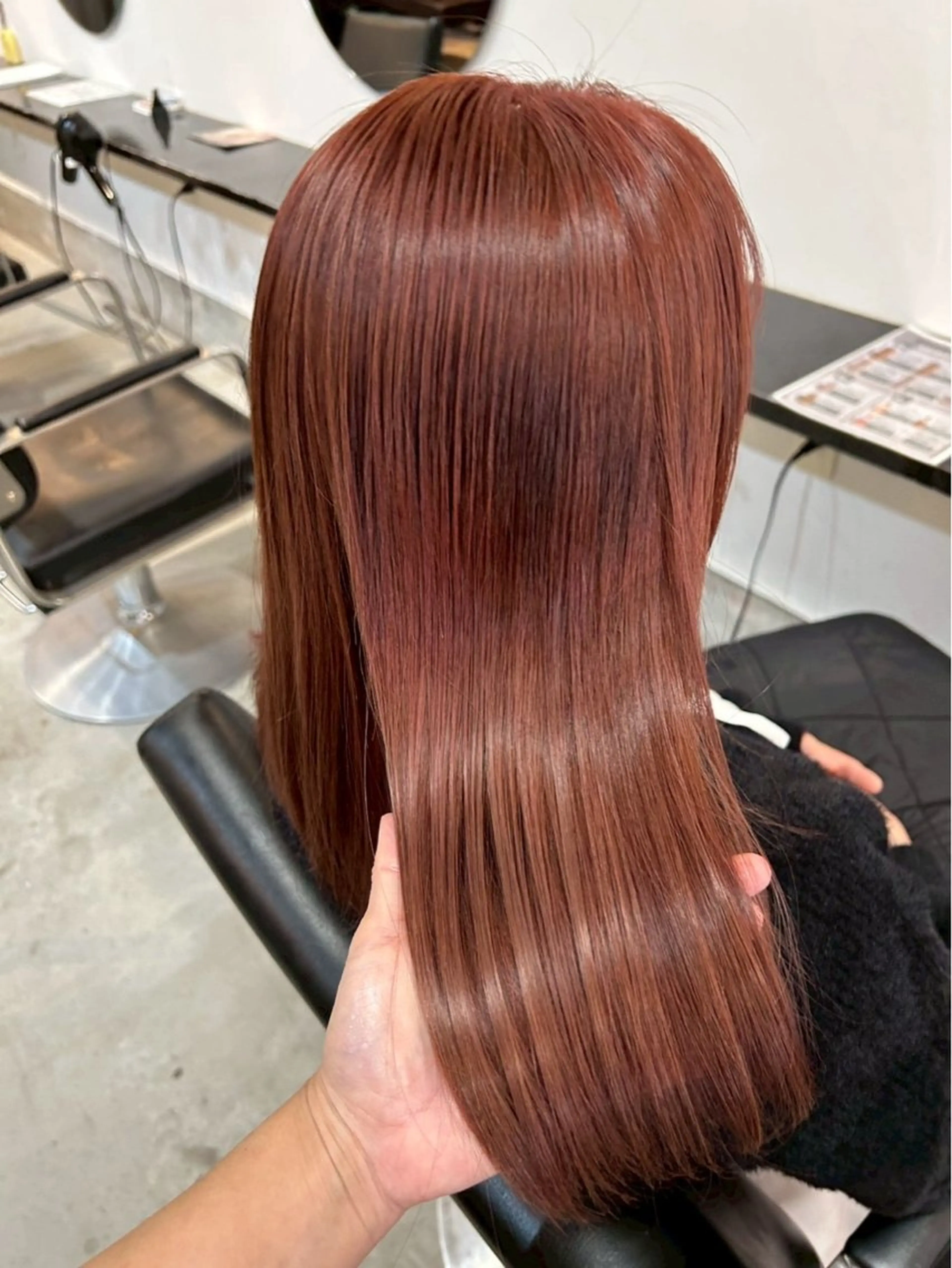 カラー ★艶ハイトーン★ LUCKモミジのヘアスタイル