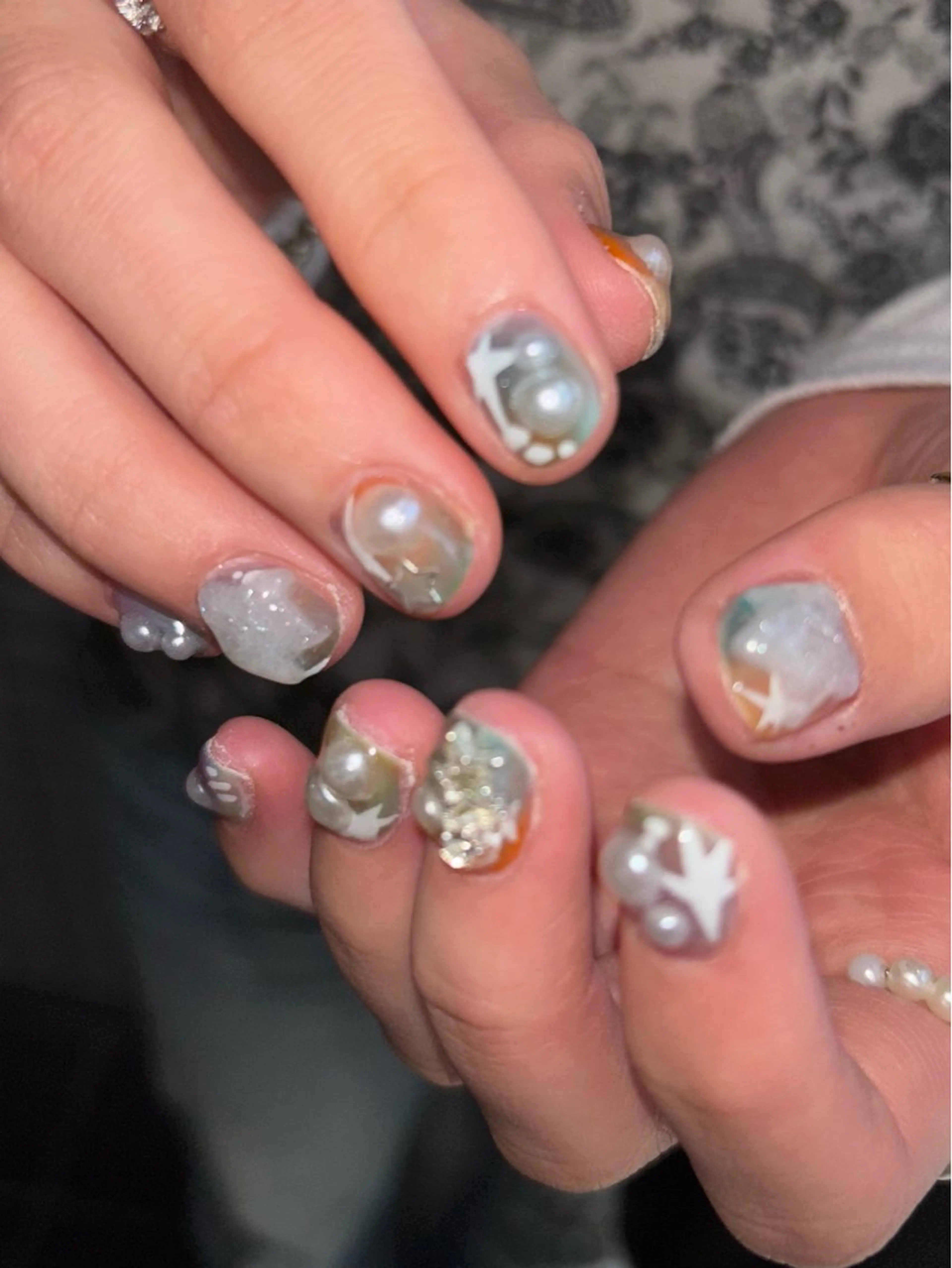 ネイル ハンドネイル 🪐富島彩夏 /海外nail🪐のネイルデザイン