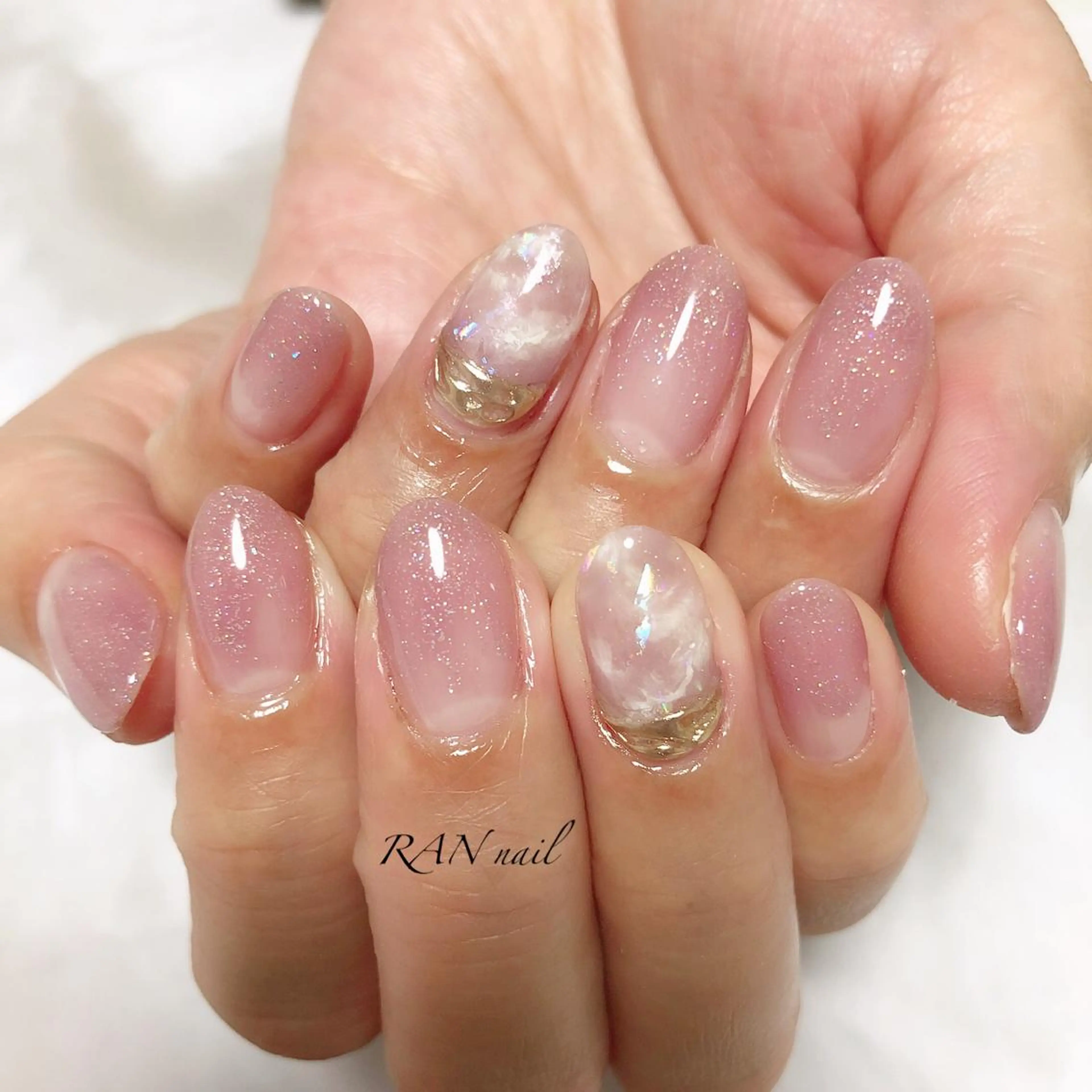 ネイル フットネイル グラデーション ラメ(グリッター) ラメグラデーション ミラーネイル ハンドネイル フットネイル RAN nail 〜ランネイル〜所属・RAN nailのネイルデザイン