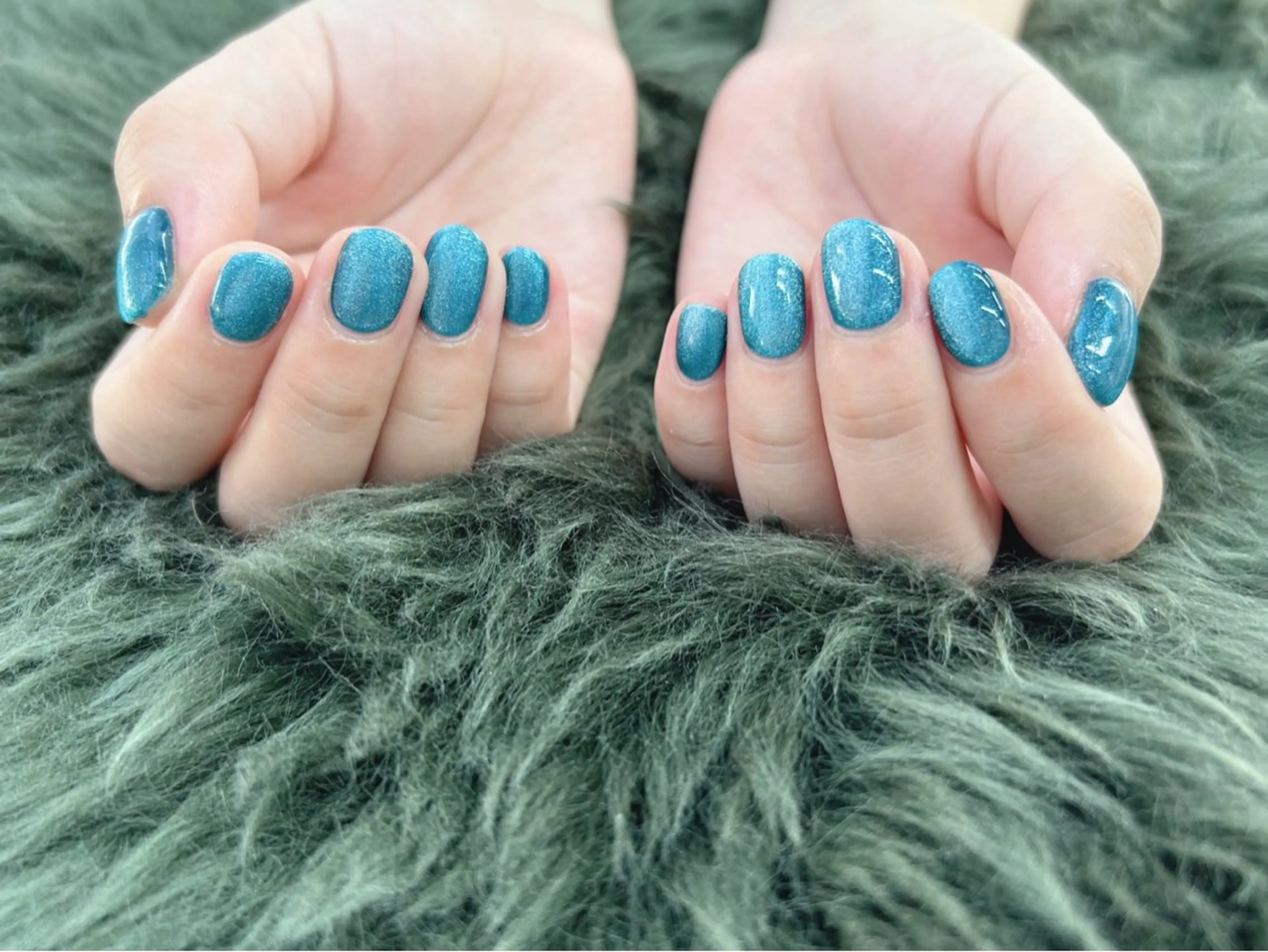 ネイル ブルー マグネットネイル ハンドネイル Nail Salon agré所属・agré ネイルサロン　アグレのネイルデザイン