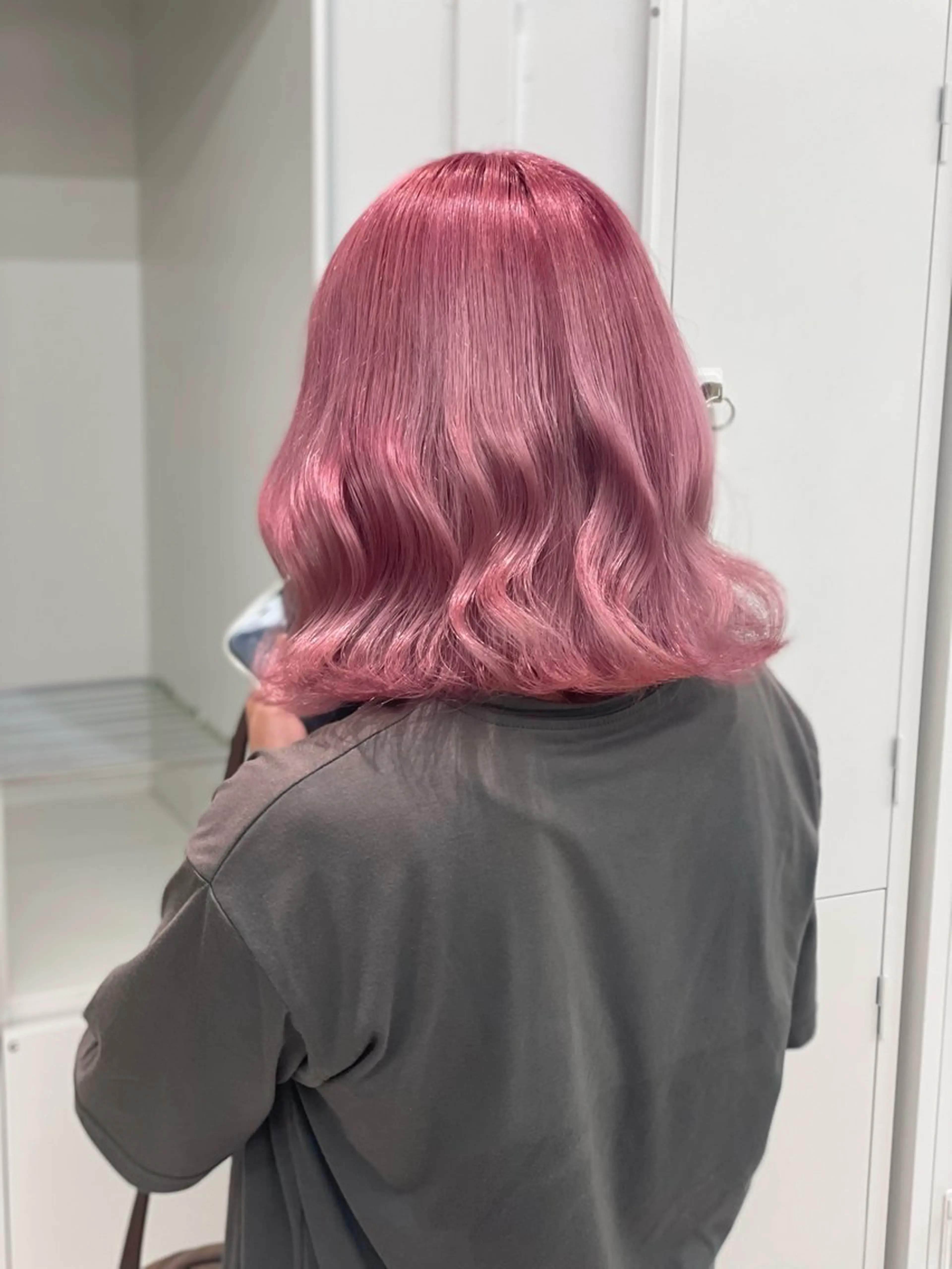 ミディアム カラー ショーヤ/ブリーチ /バレイヤージュのヘアスタイル