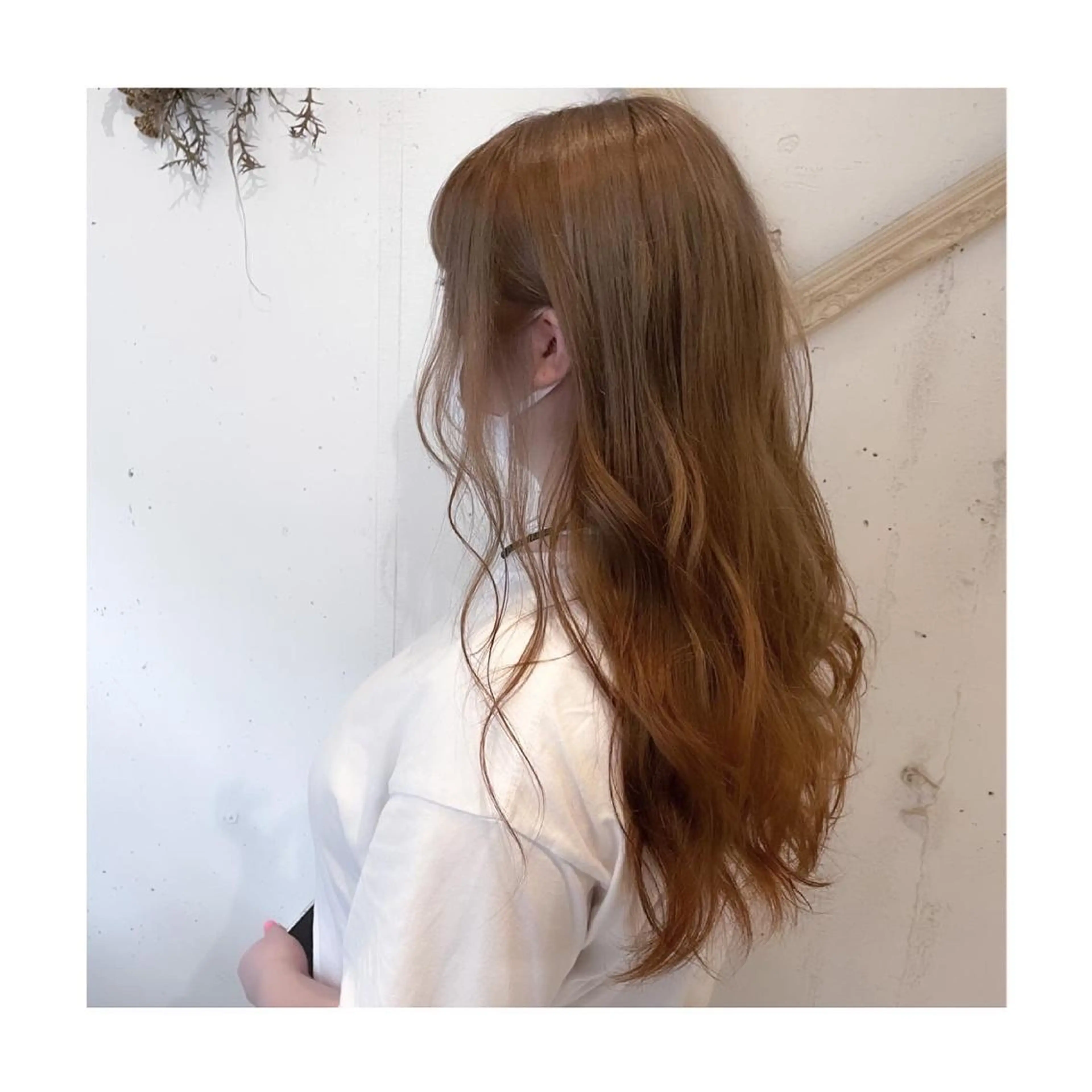 ロング カラー ベージュカラー ブリーチ ミルクティーベージュ ヘアカラー トリートメント ❁⃘ ち だ り さ ❁⃘のヘアスタイル