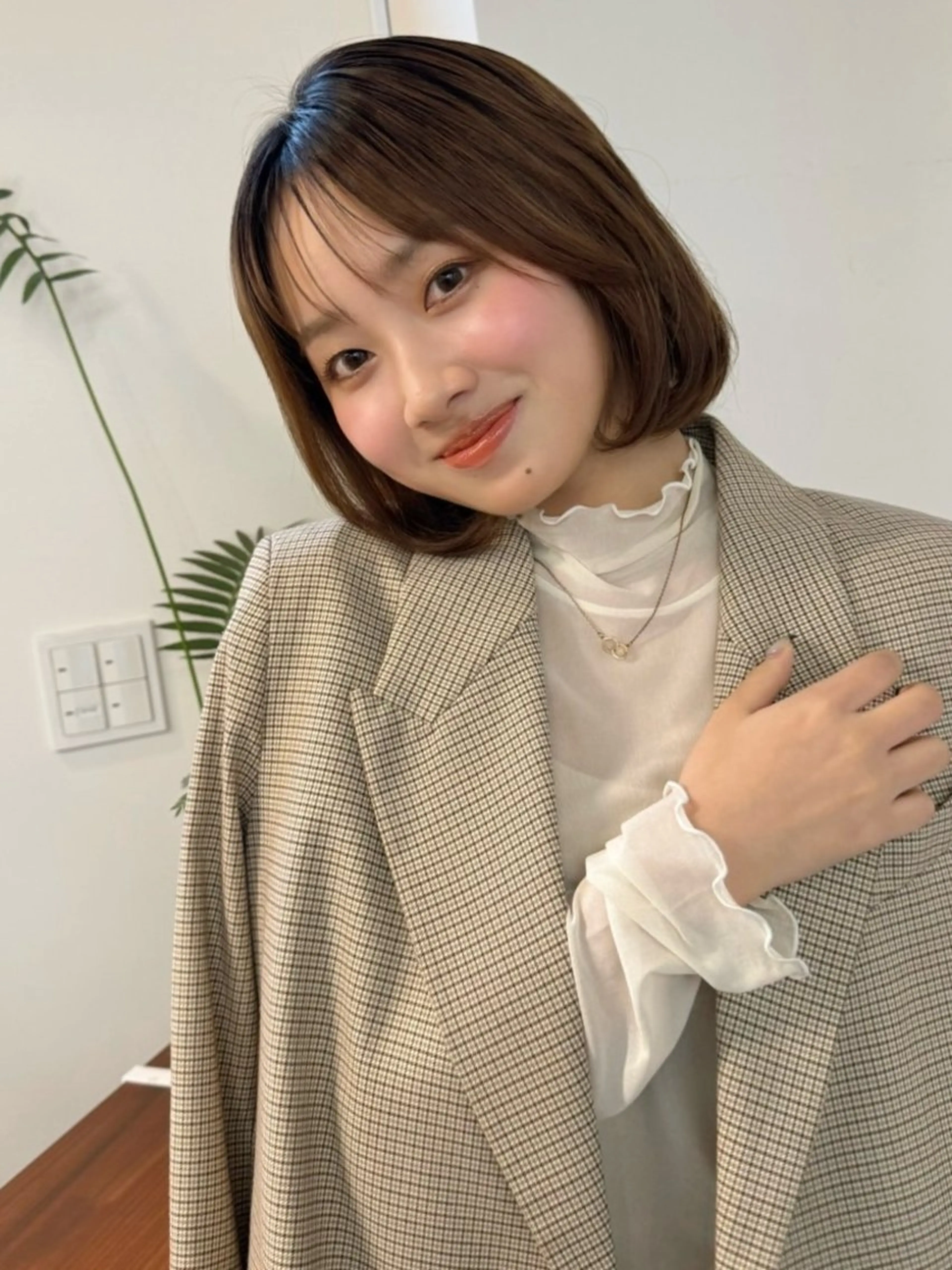 ミディアム Farbe🤍 新築new Openのヘアスタイル