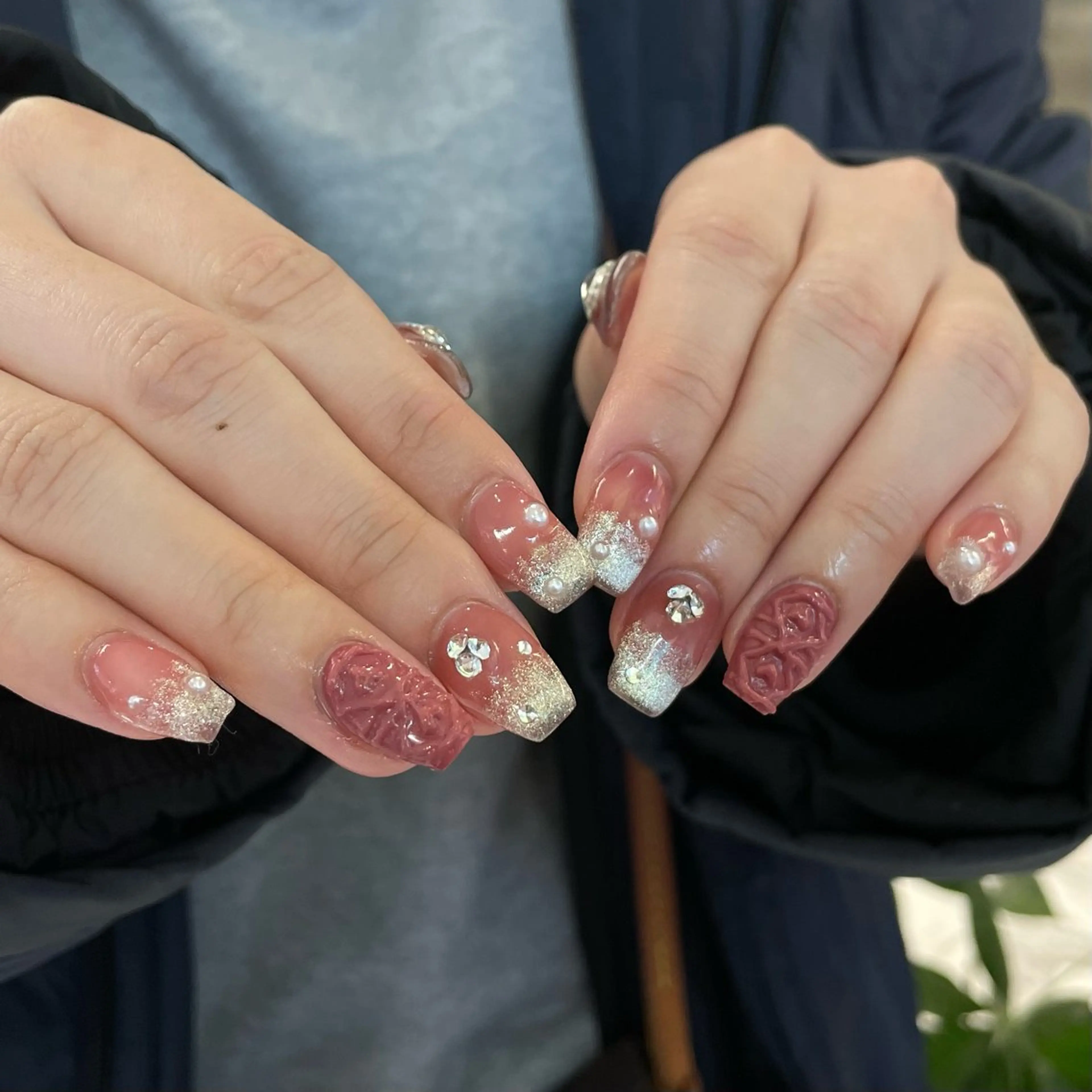 ネイル クルミ/ 💕ワンホンネイルのネイルデザイン