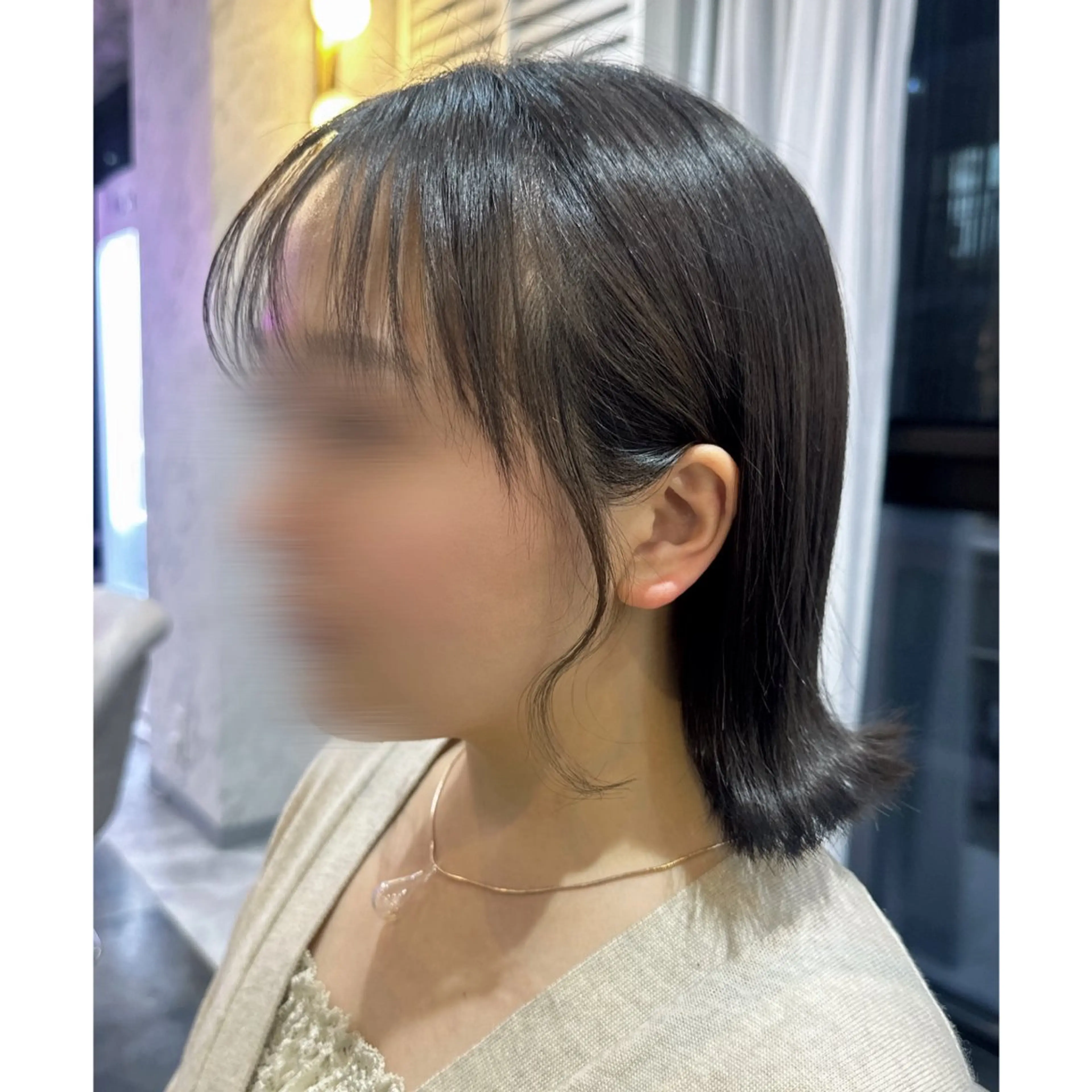 セミロング 🖤kana/艶髪/ 韓国風カラー🖤のヘアスタイル