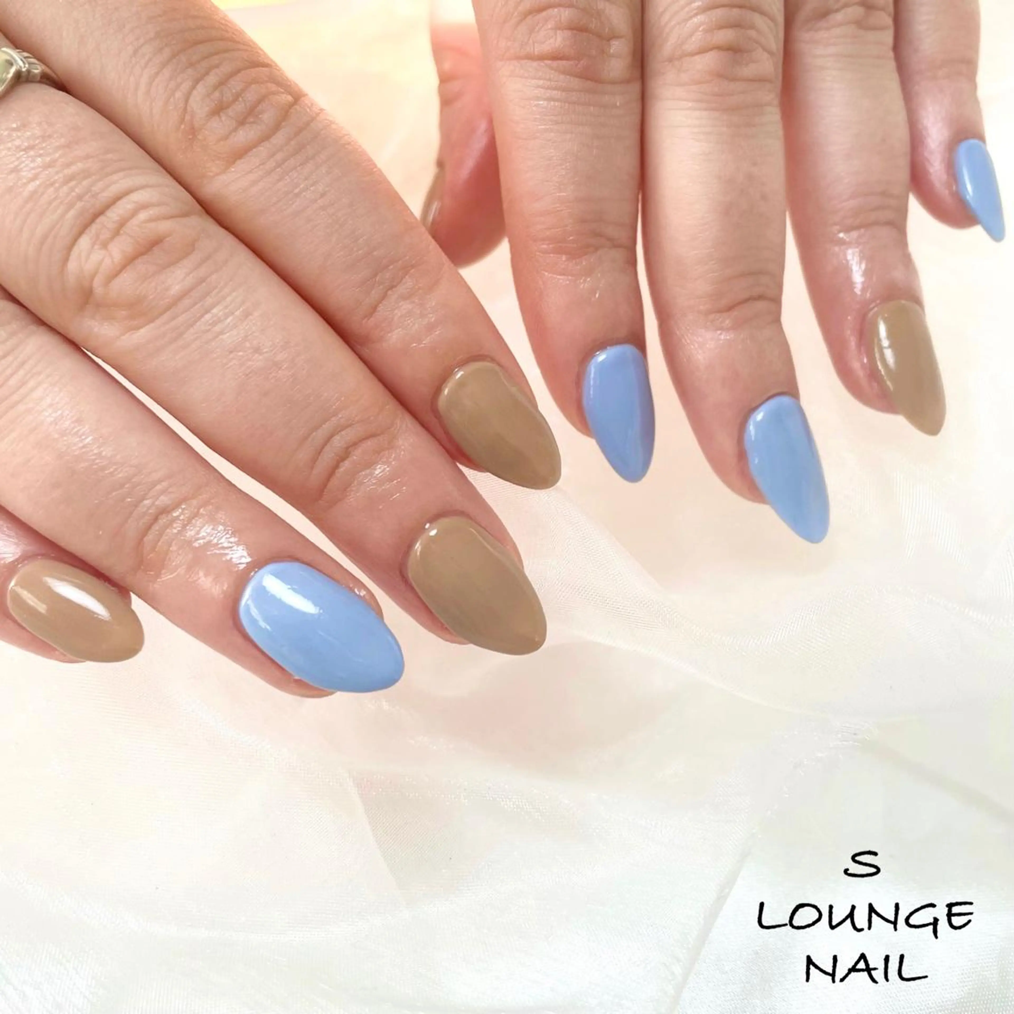 ネイル ワンカラーネイル ハンドネイル フットネイル S LOUNGE NAIL所属・パーツたくさん🍓 SUMIのネイルデザイン